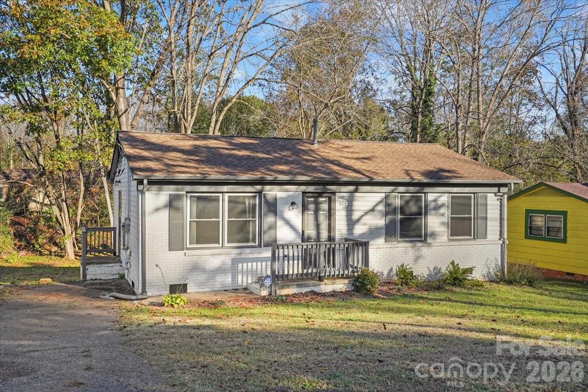624 Dundeen Drive Property Photo 18
