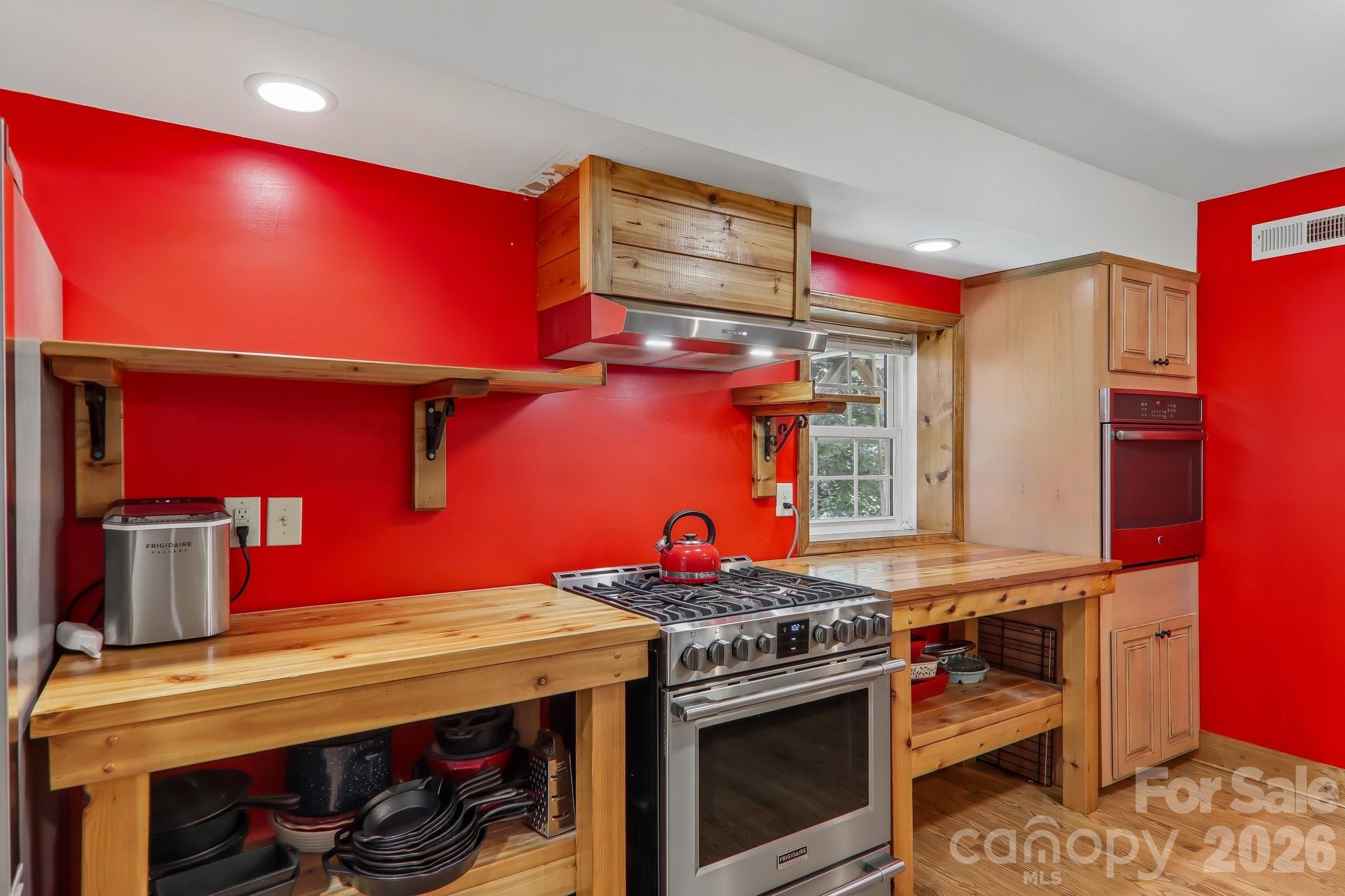 1414 Kanuga Road Property Photo 24