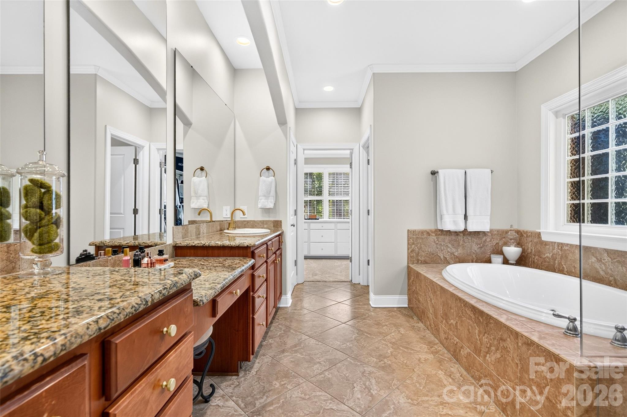 4565 River Hills Drive Property Photo 14