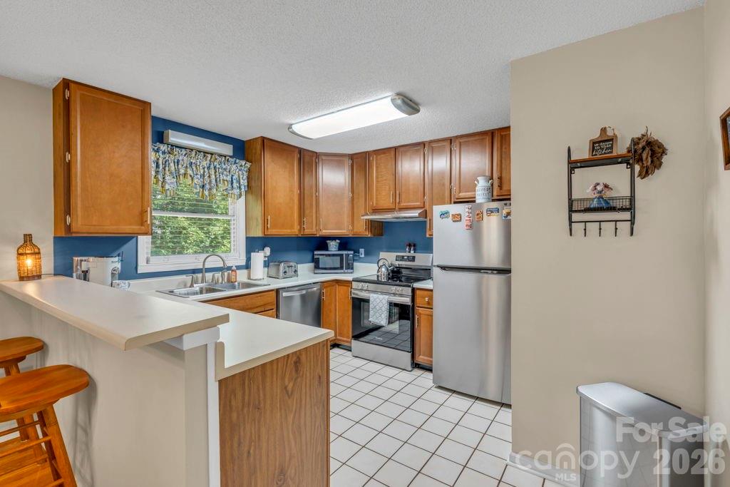 655 Overlook Drive Property Photo 10
