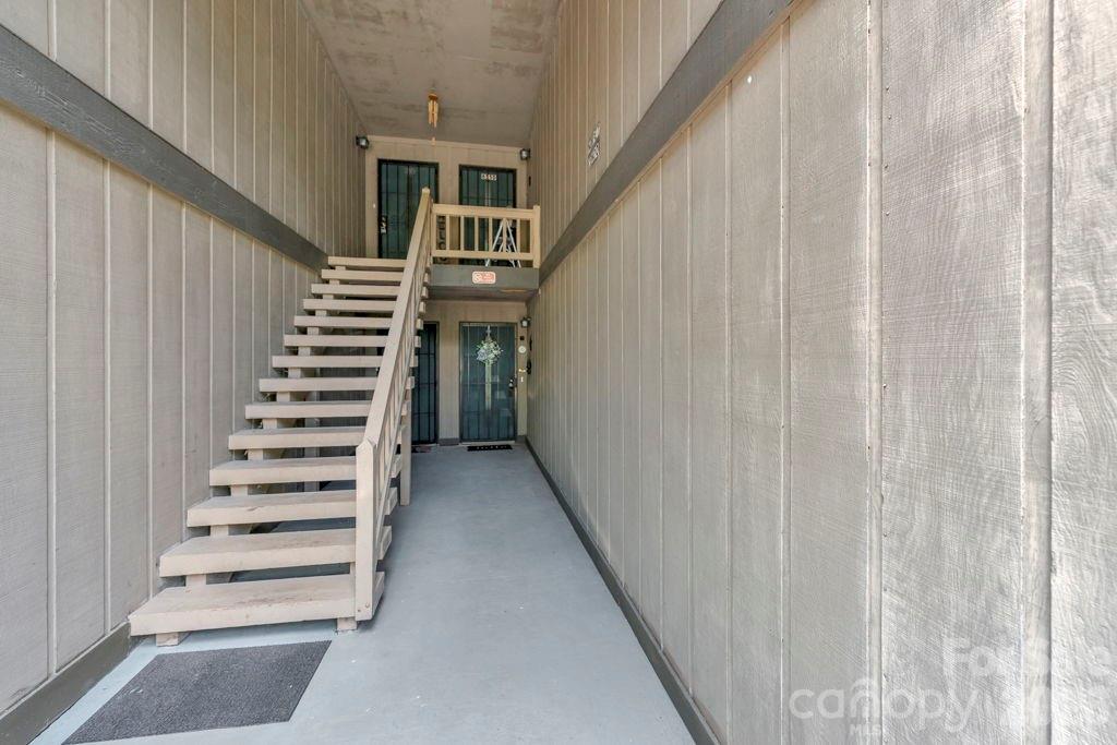 655 Overlook Drive Property Photo 23