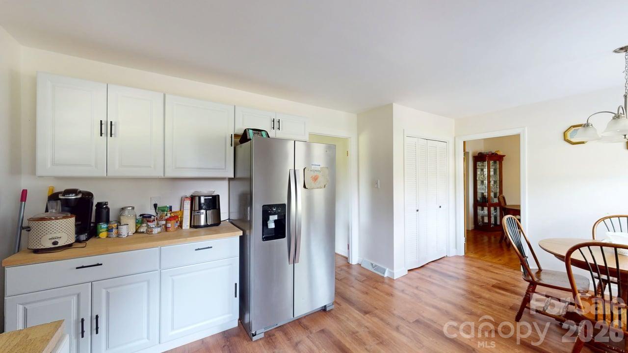 2605 Kimberly Drive Property Photo 2