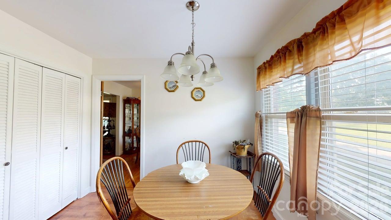 2605 Kimberly Drive Property Photo 5