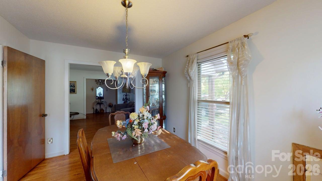 2605 Kimberly Drive Property Photo 7