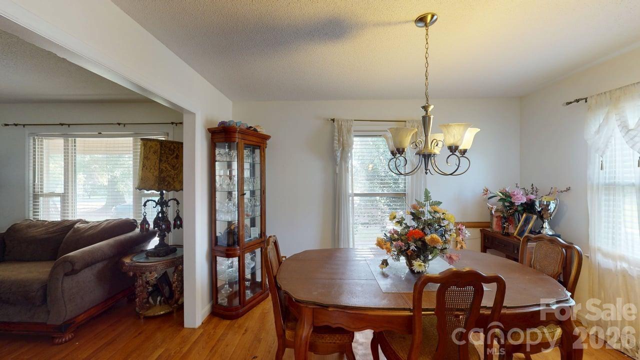 2605 Kimberly Drive Property Photo 8