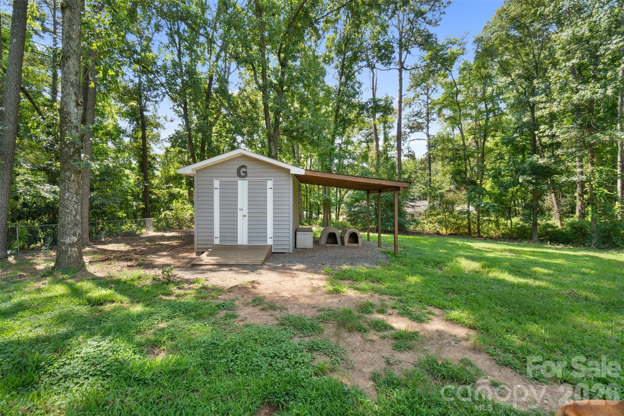302 Nottingham Way Property Photo 5