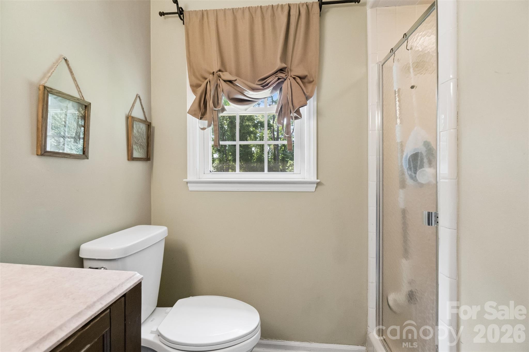 302 Nottingham Way Property Photo 23