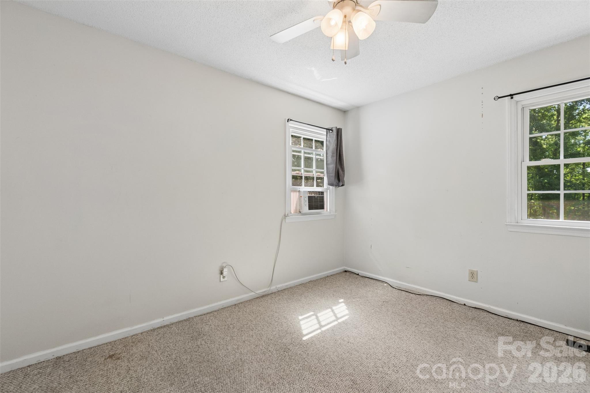 302 Nottingham Way Property Photo 26
