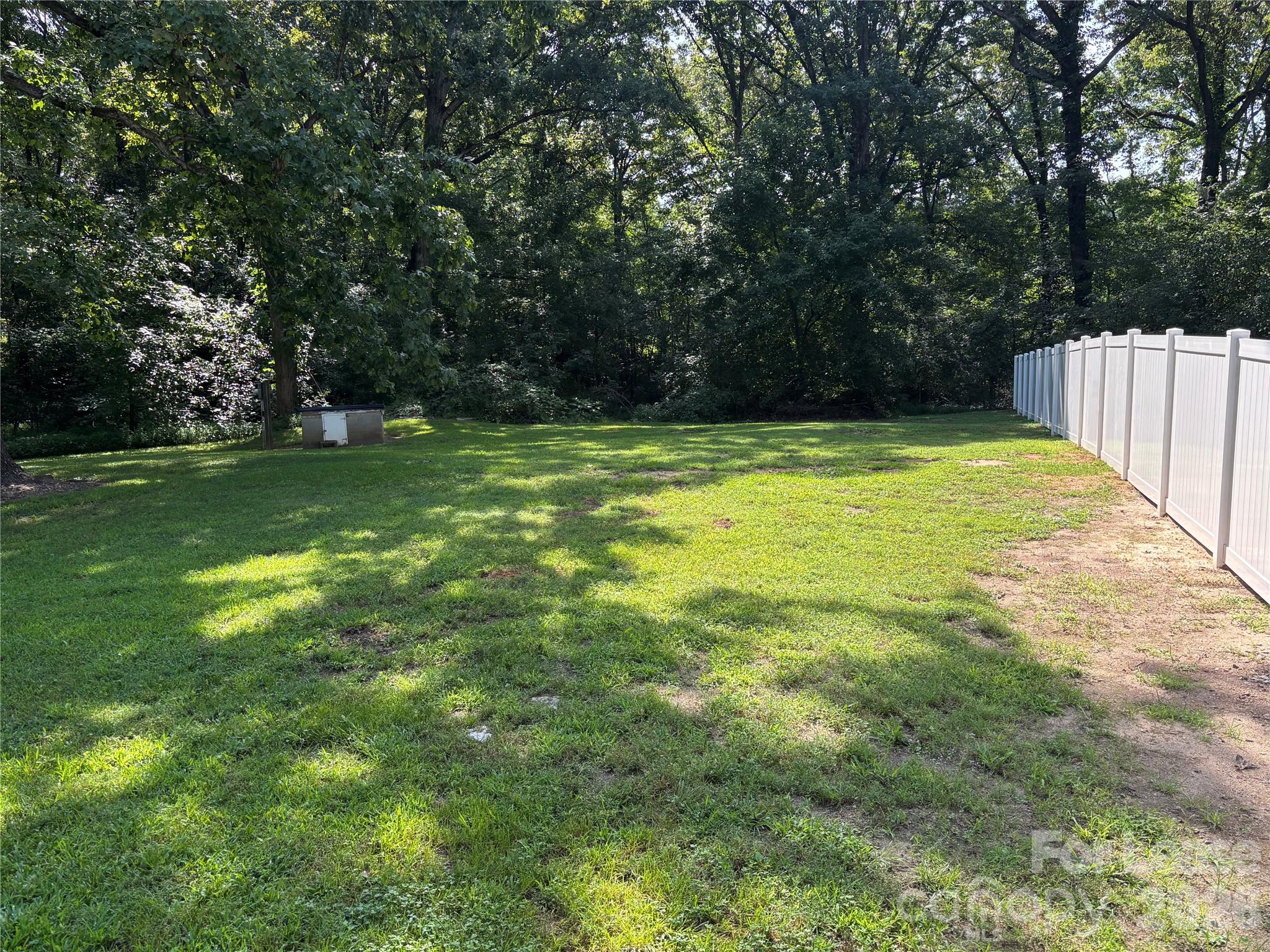 1613 Boy Scout Road Property Photo 2