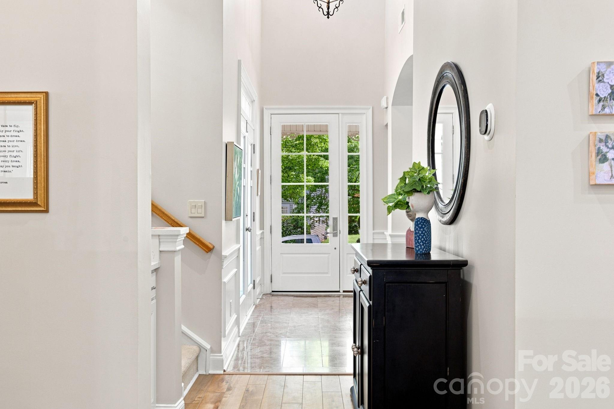 8025 Cottsbrooke Drive Property Photo 4