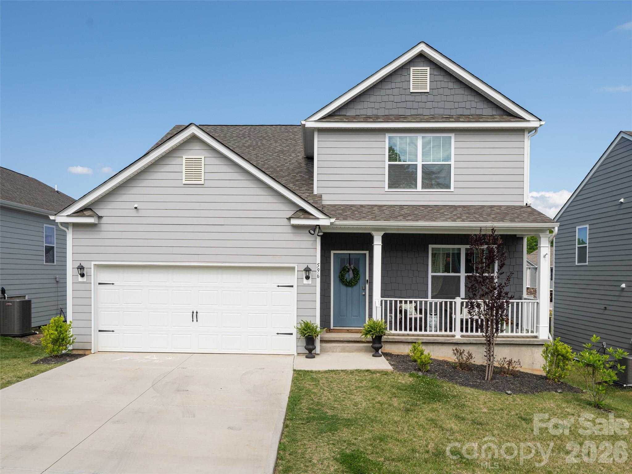 596 Country Oak Drive Property Photo 2