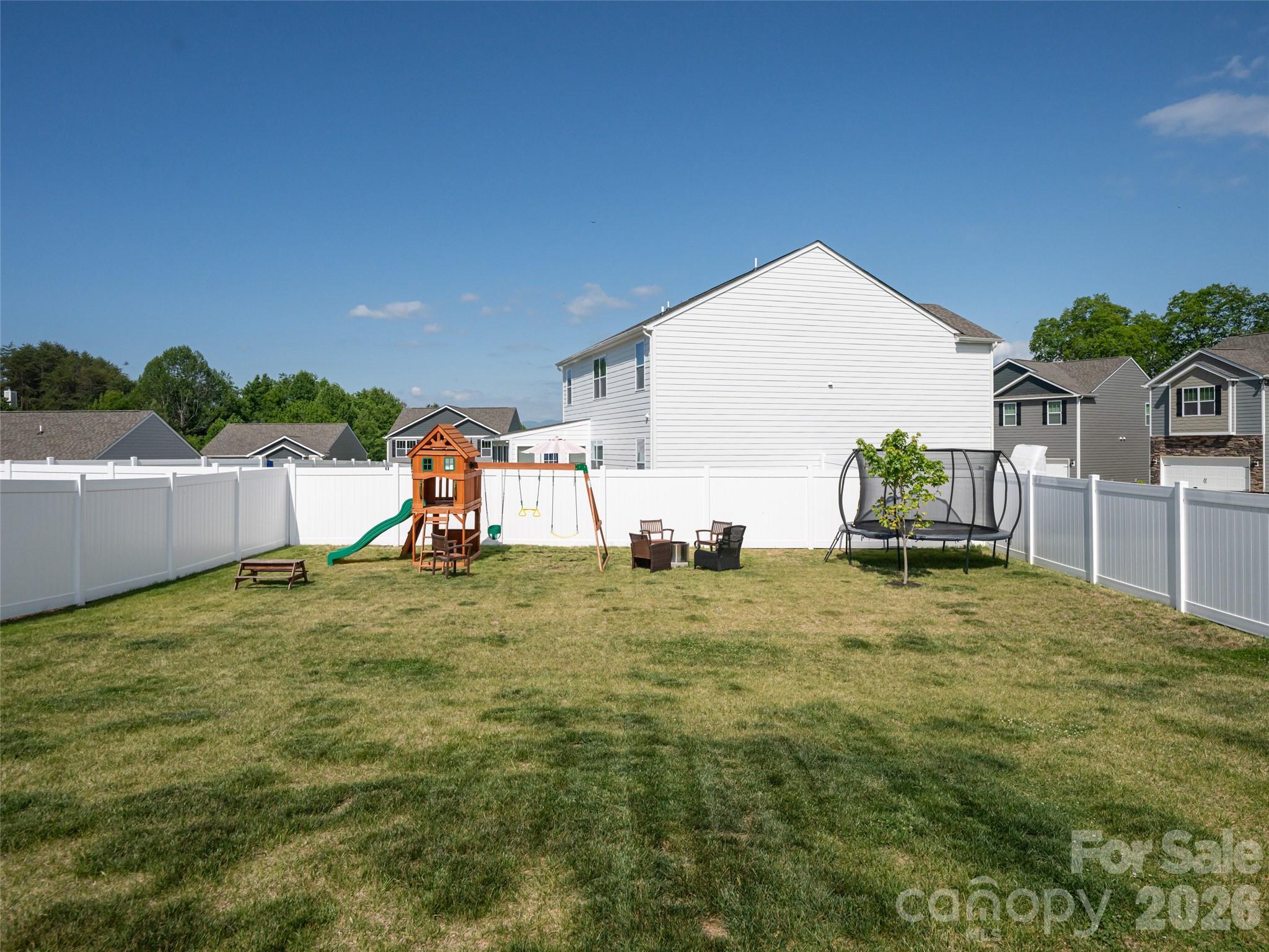 596 Country Oak Drive Property Photo 45