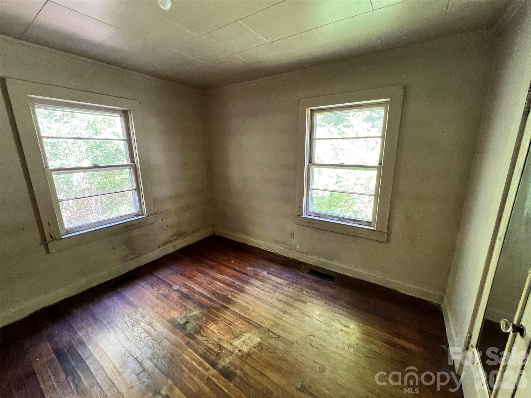215 Factory Street Property Photo 9