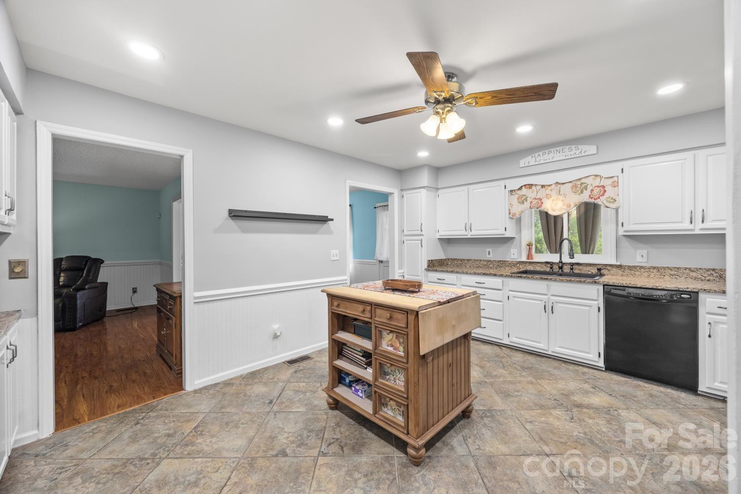 4060 Point Clear Drive Property Photo 10
