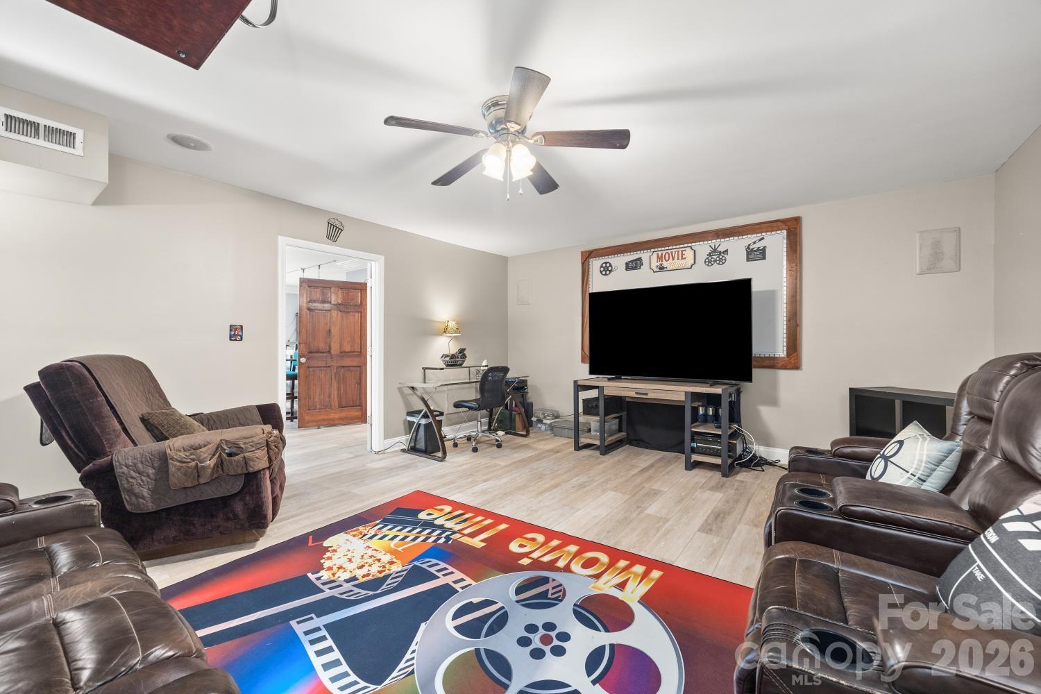 4060 Point Clear Drive Property Photo 28