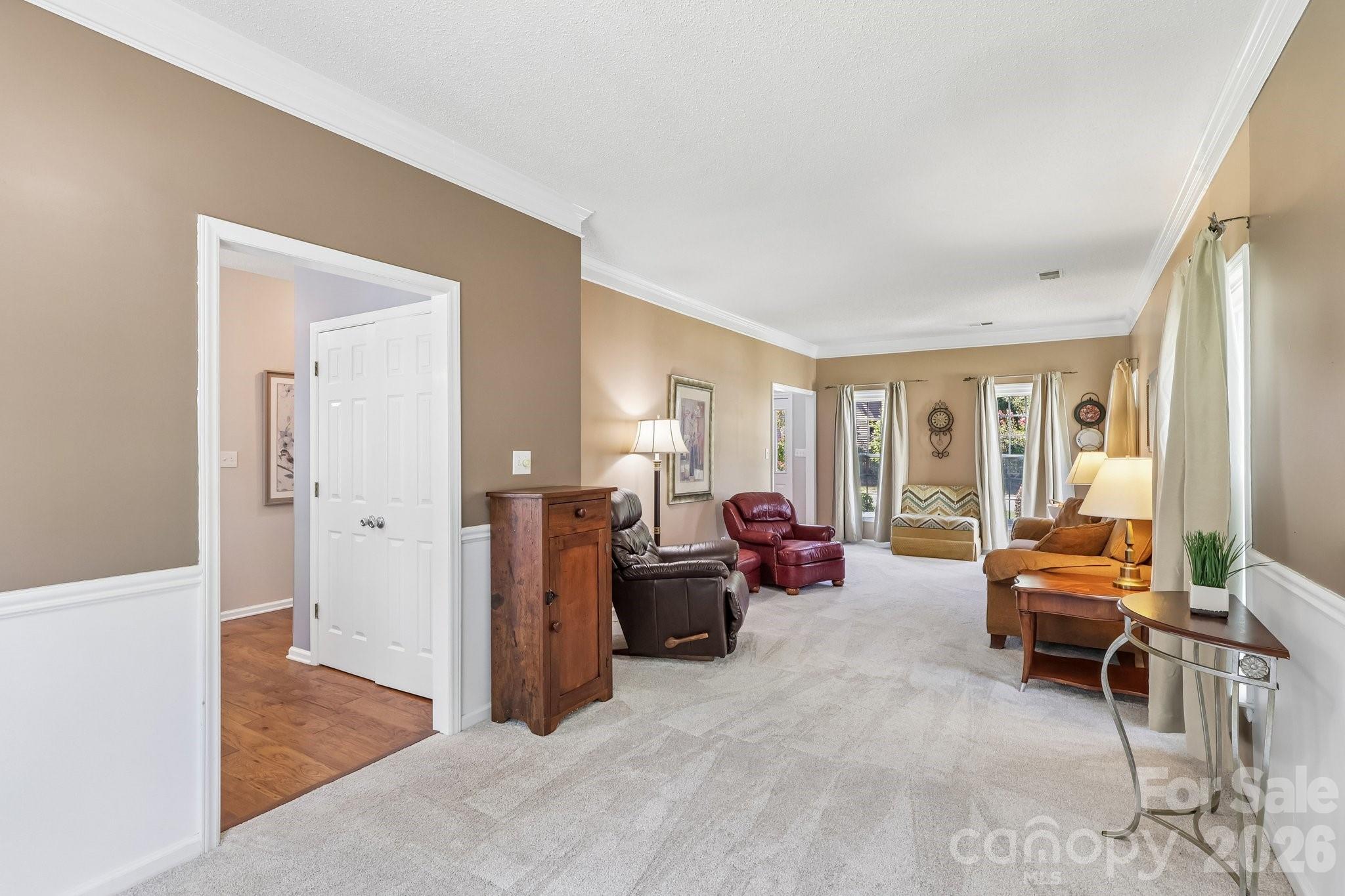 8504 Tamarron Drive Property Photo 19