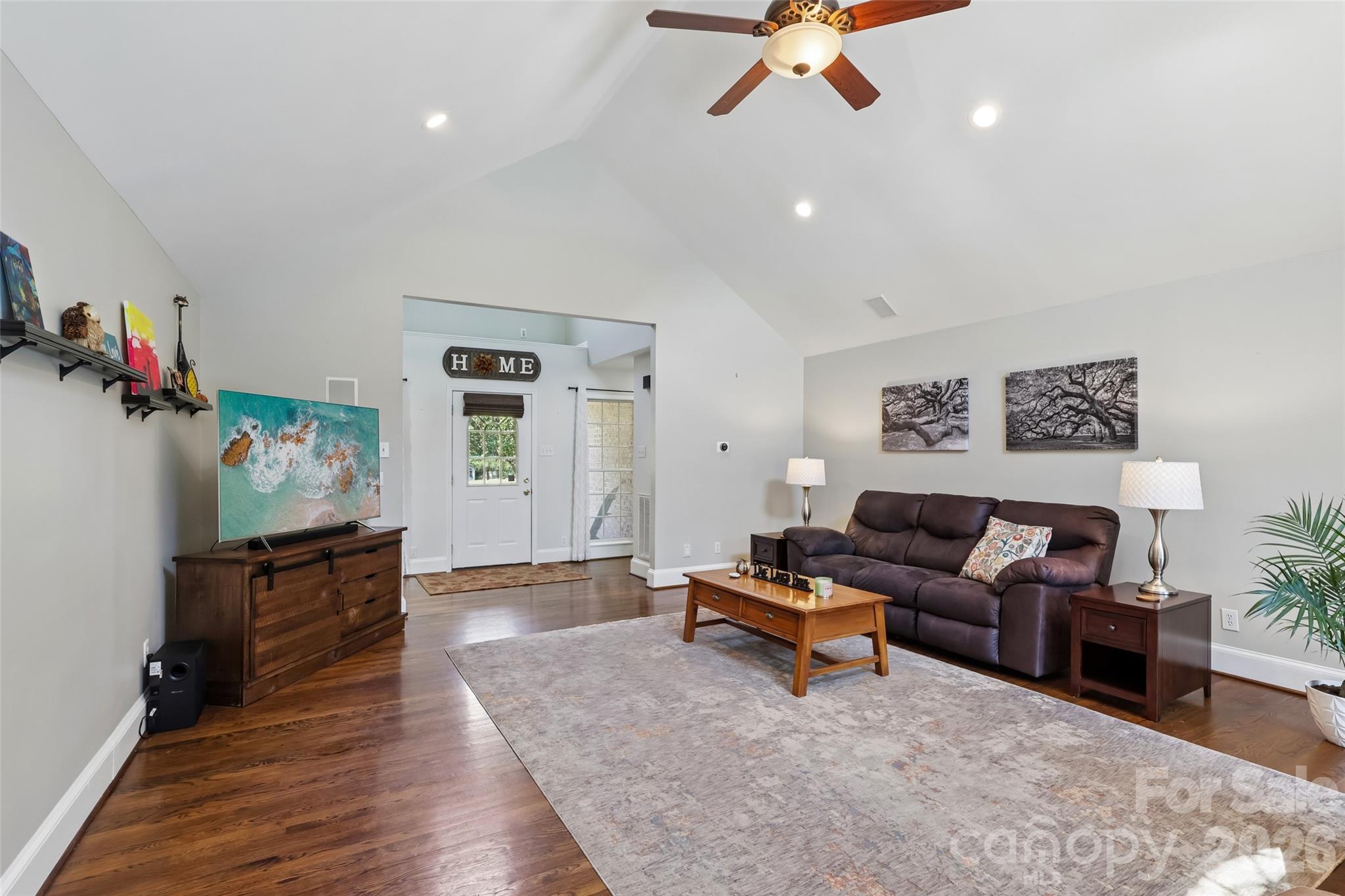 319 Big Indian Loop Property Photo 5