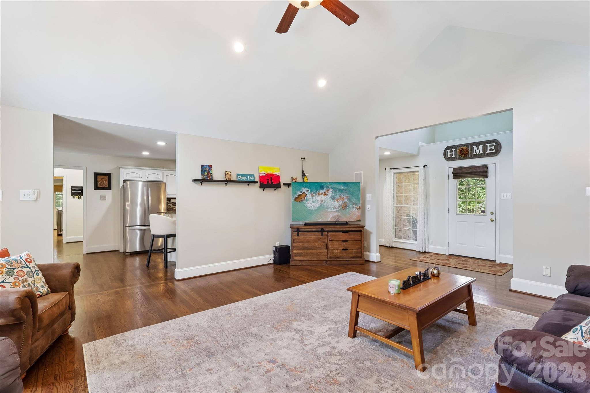 319 Big Indian Loop Property Photo 6