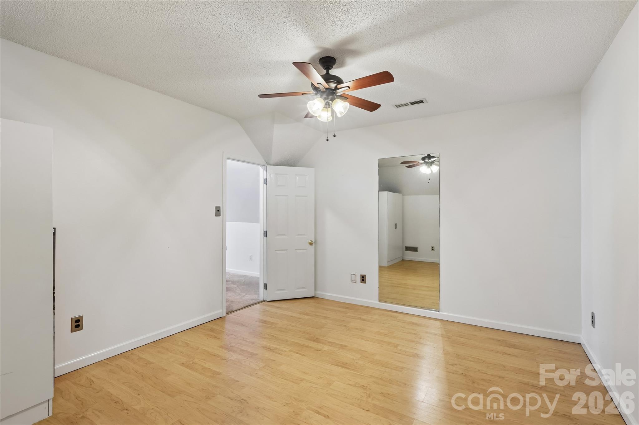 319 Big Indian Loop Property Photo 24