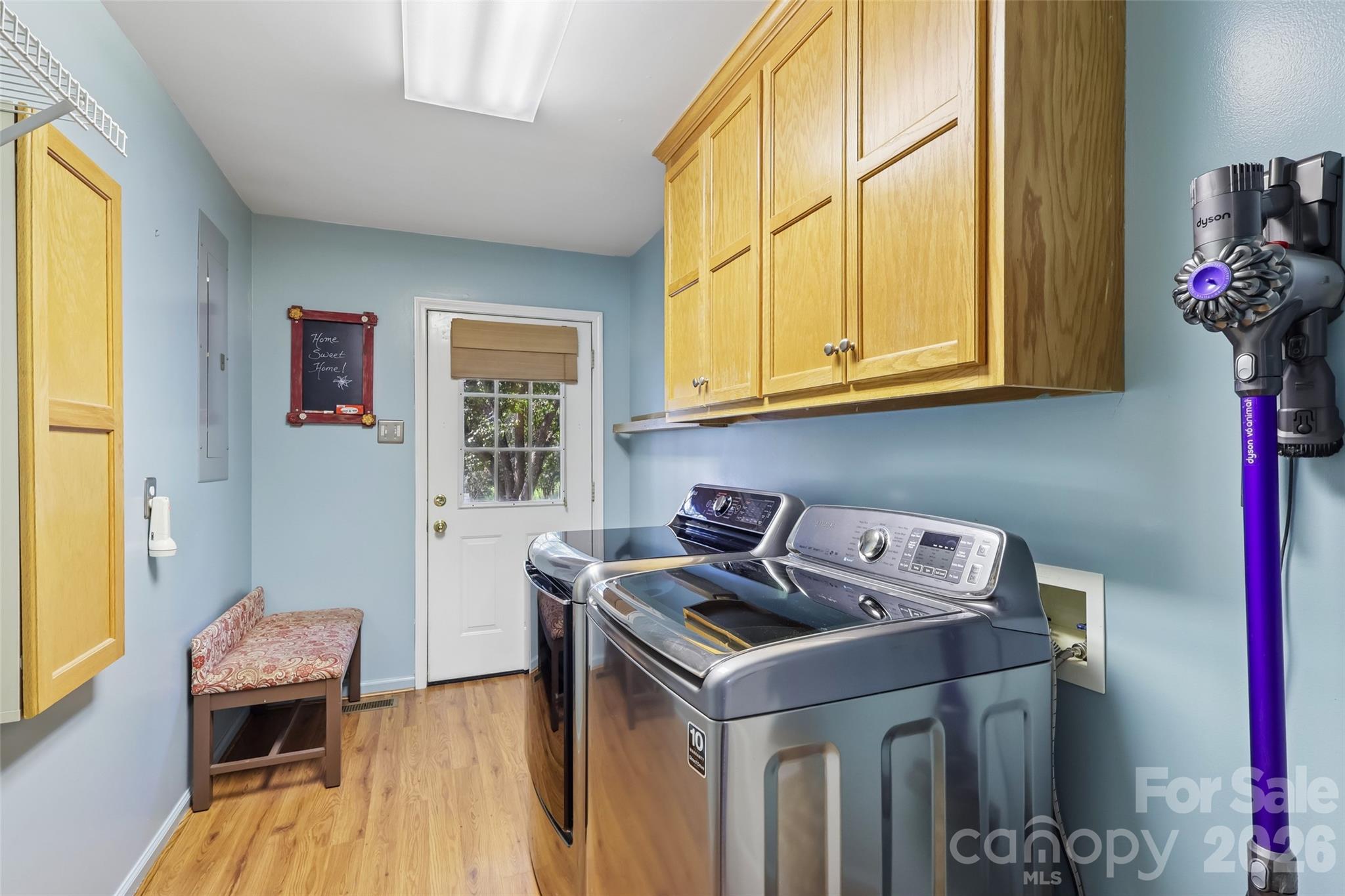 319 Big Indian Loop Property Photo 27