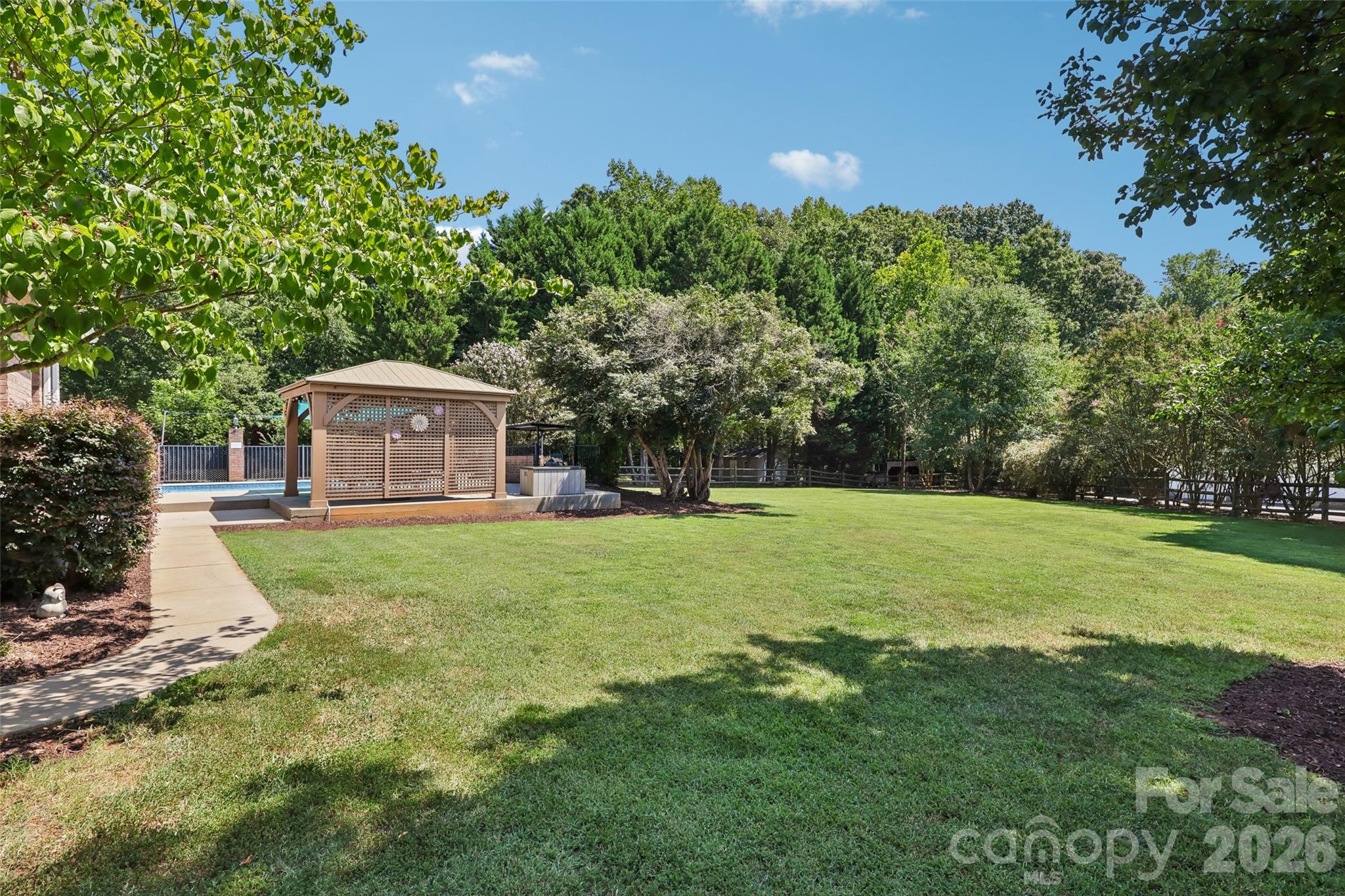 319 Big Indian Loop Property Photo 32