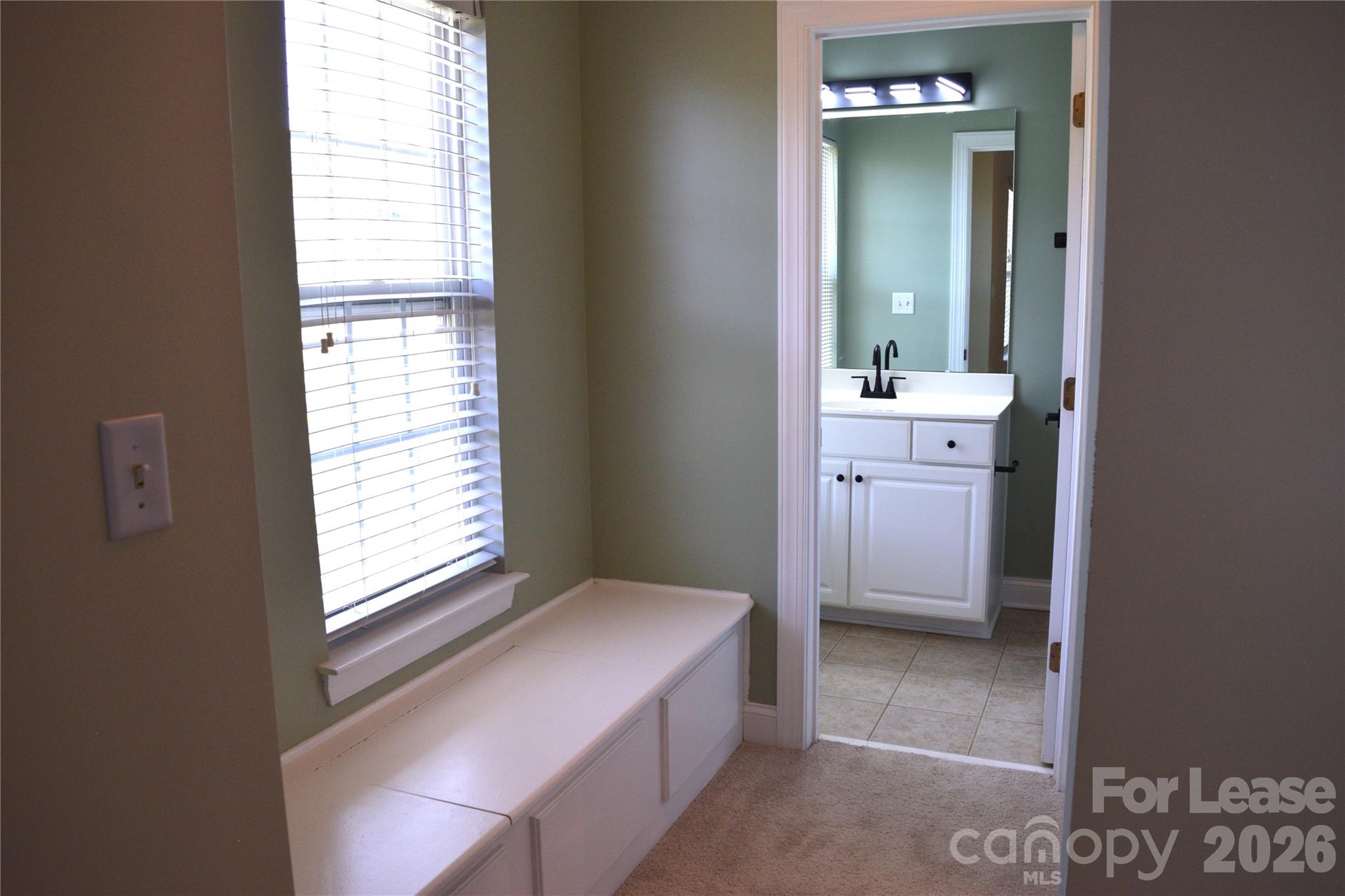 6321 Park Creek Drive Property Photo 25