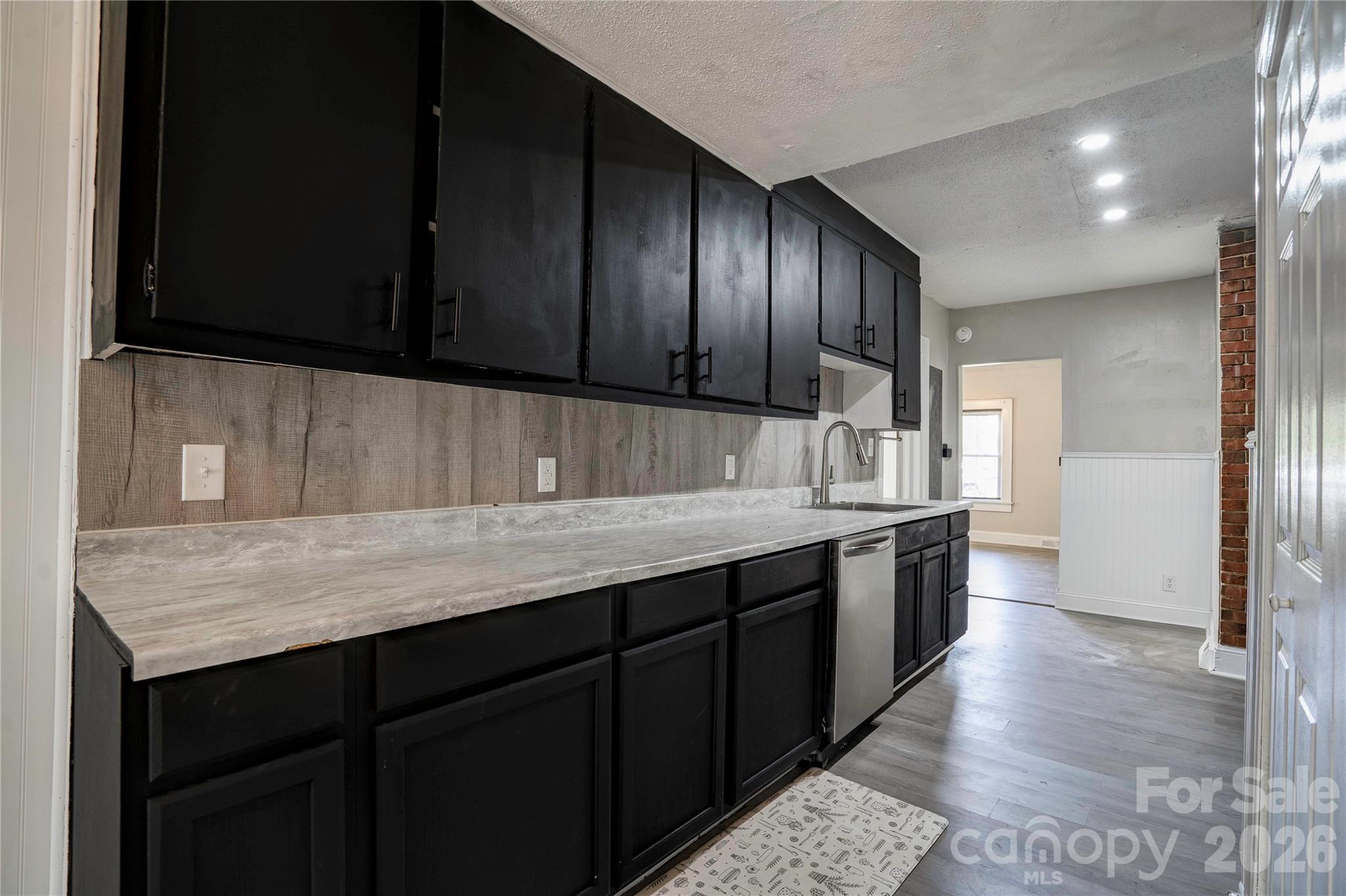 605 Meadowbrook Road Property Photo 6