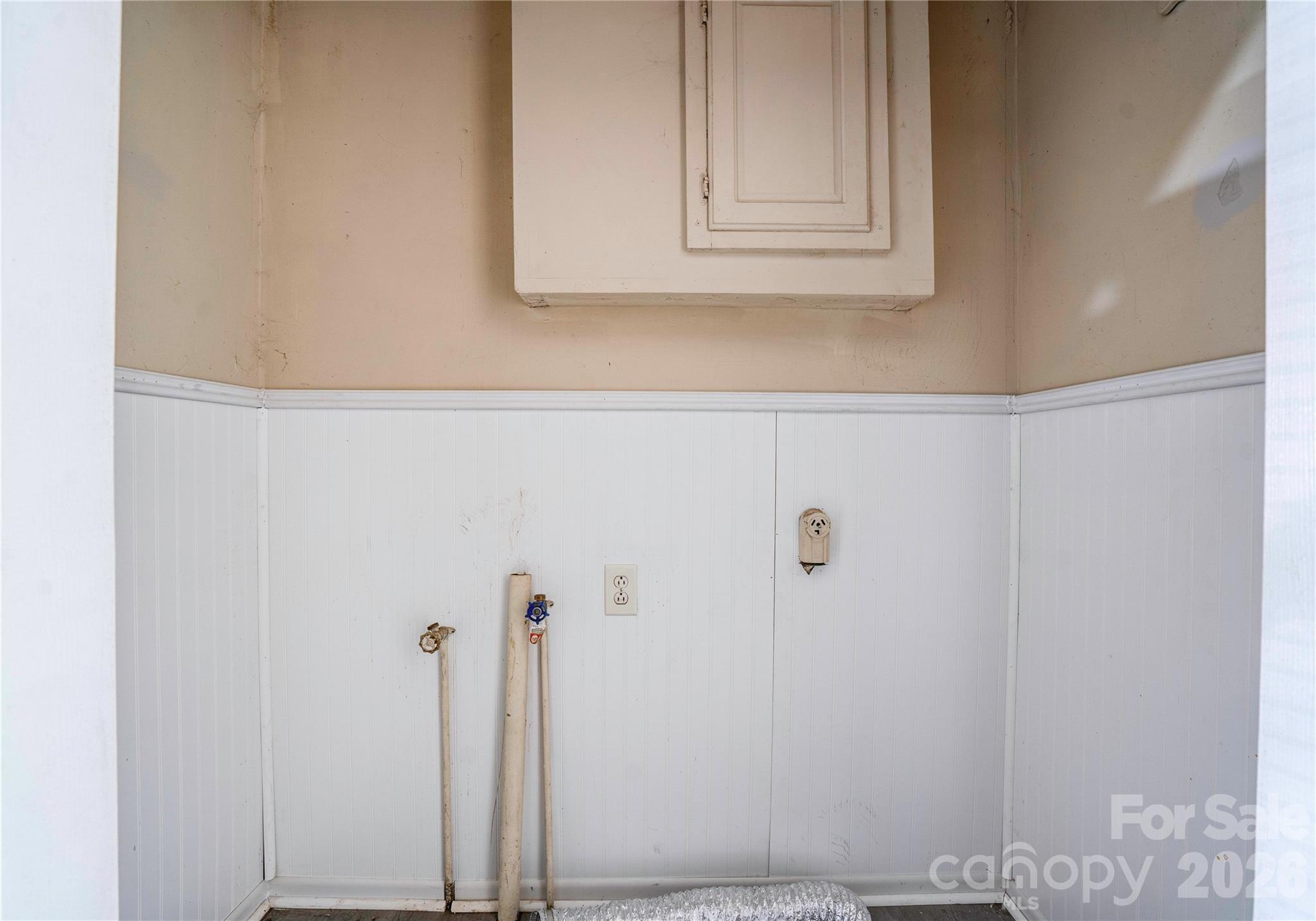 605 Meadowbrook Road Property Photo 11
