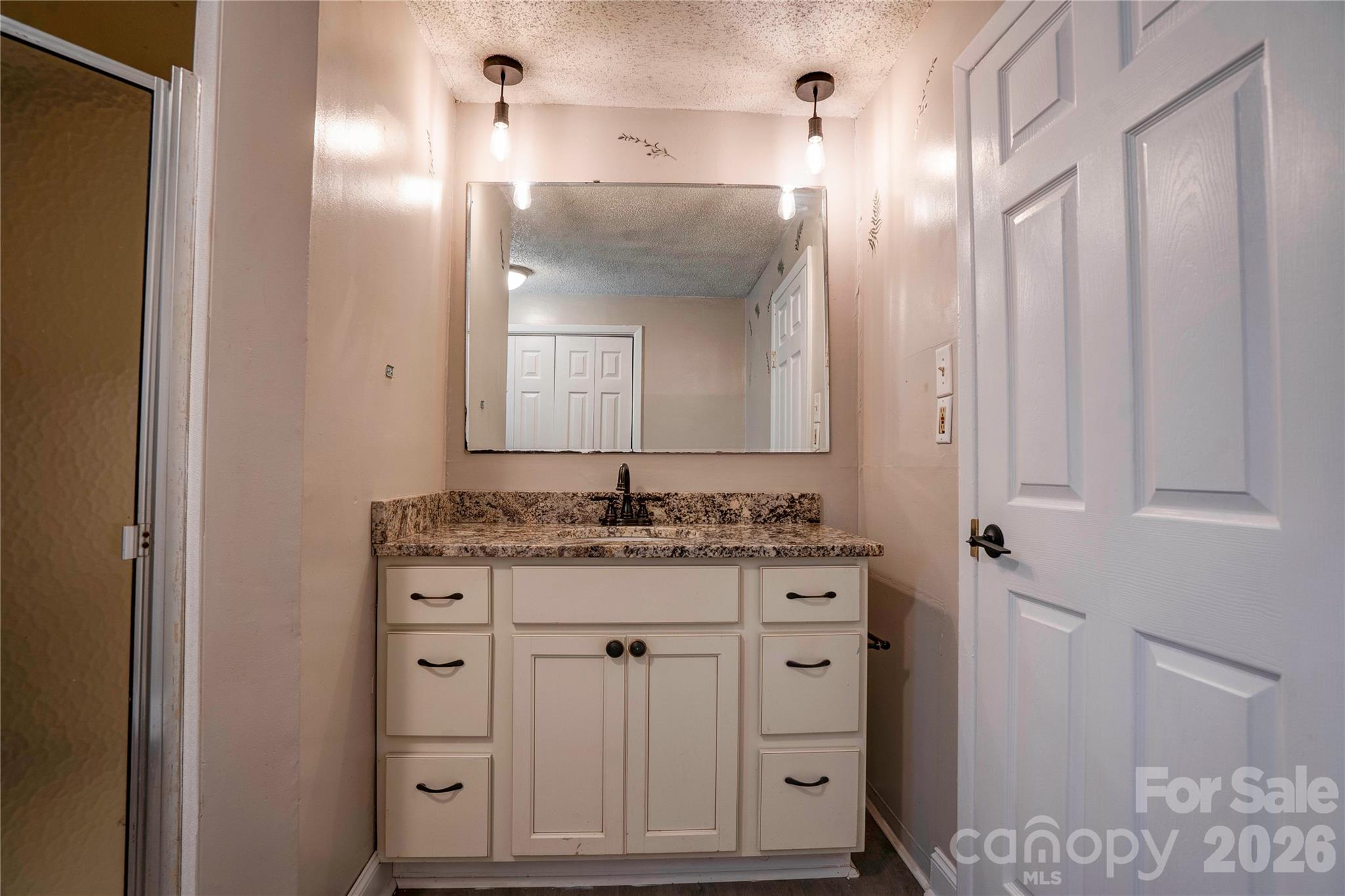 605 Meadowbrook Road Property Photo 24