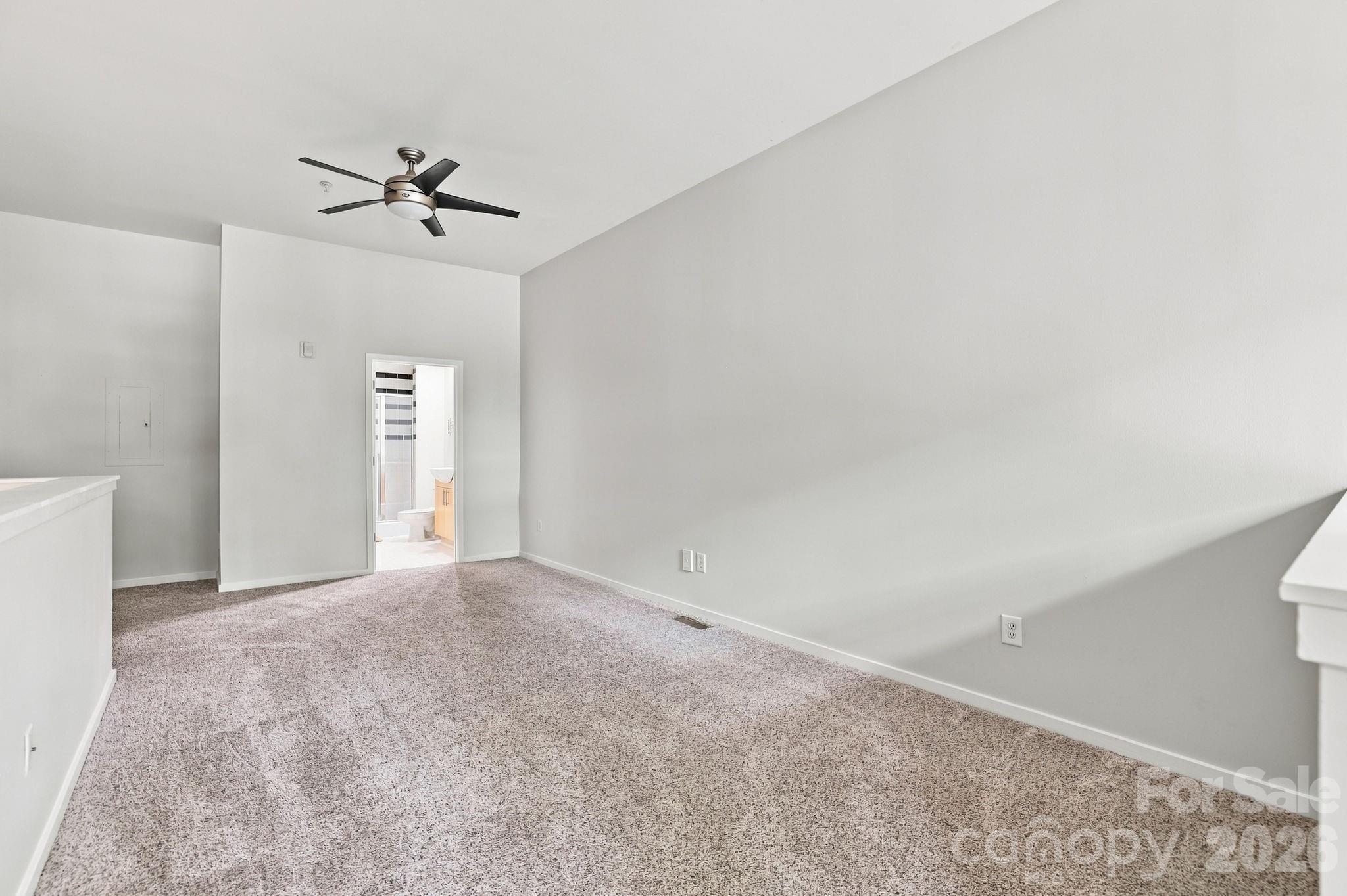 2125 Southend Drive 106 Property Photo 22