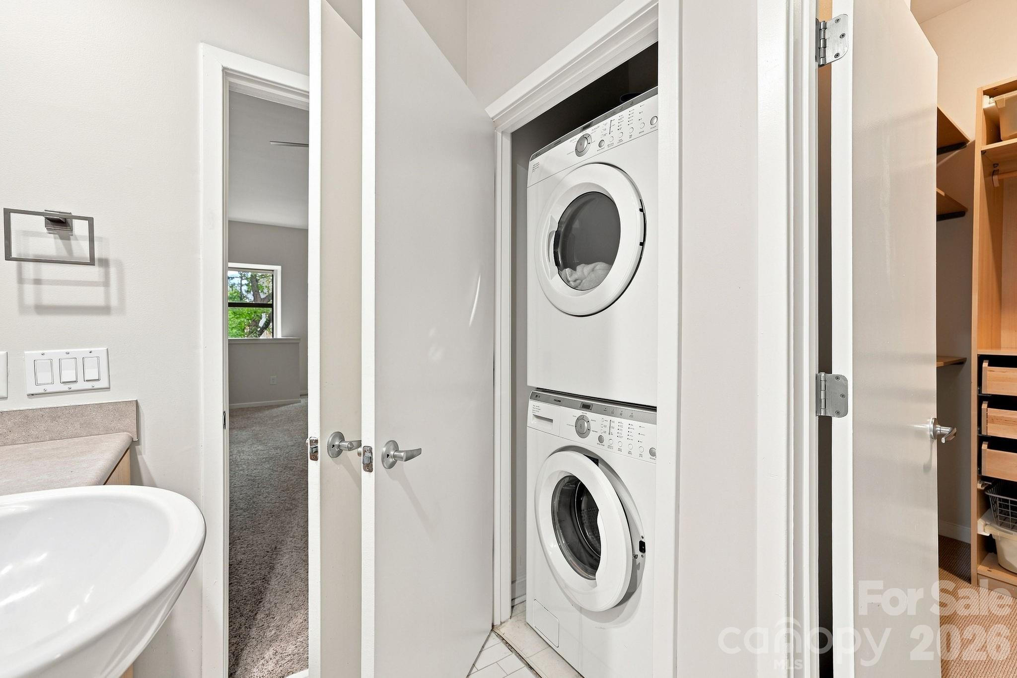 2125 Southend Drive 106 Property Photo 29
