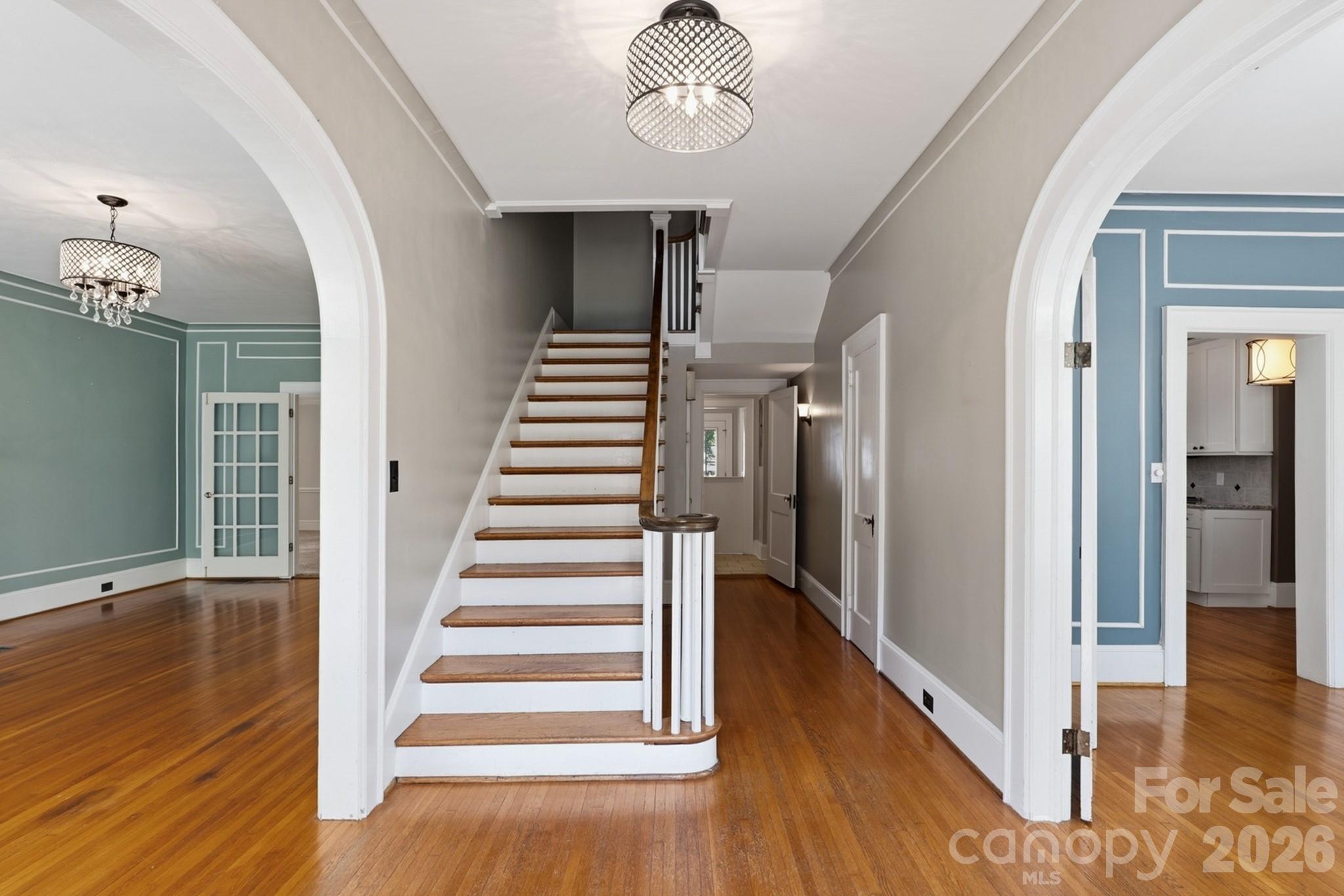306 Union Street Property Photo 3