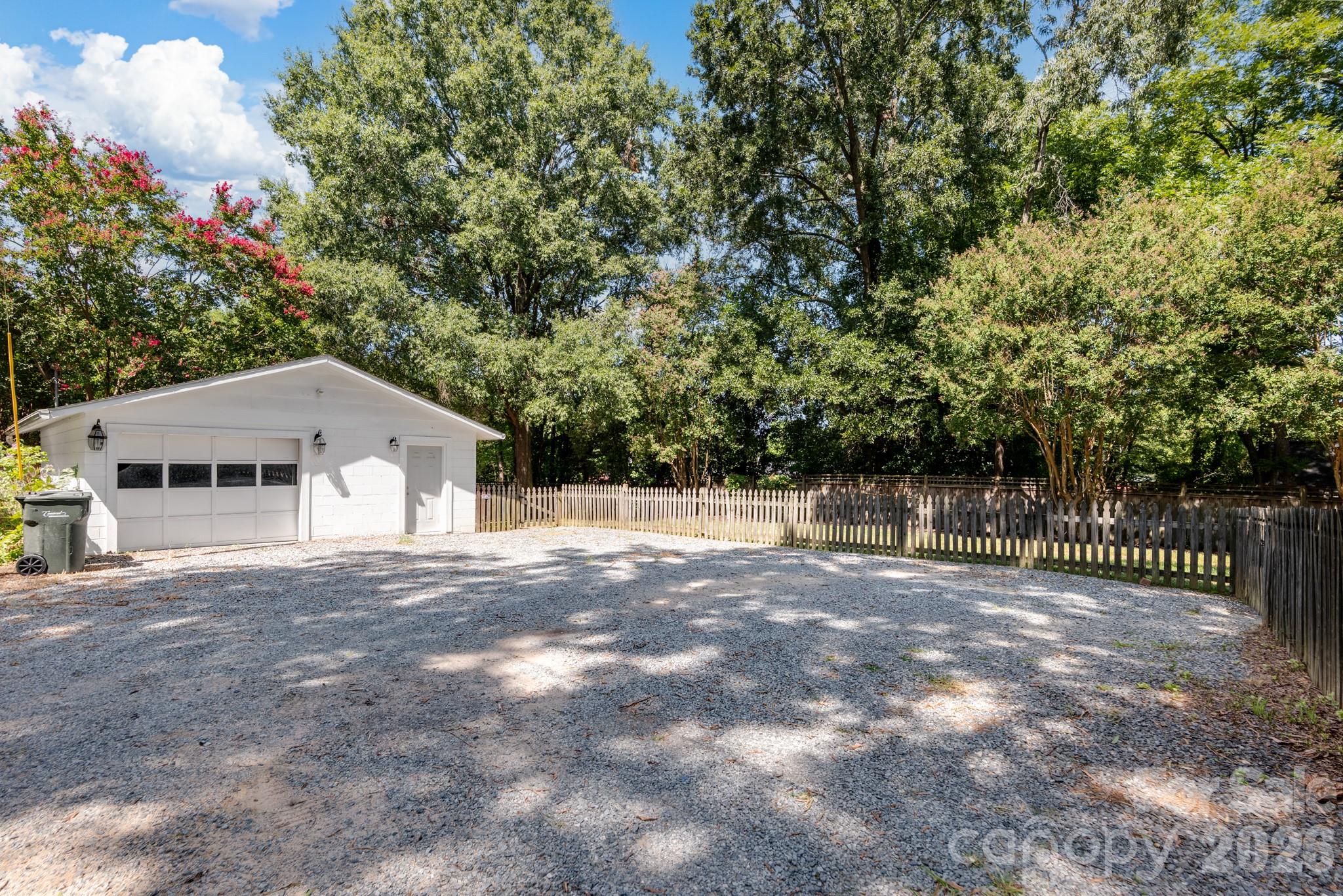 306 Union Street Property Photo 31