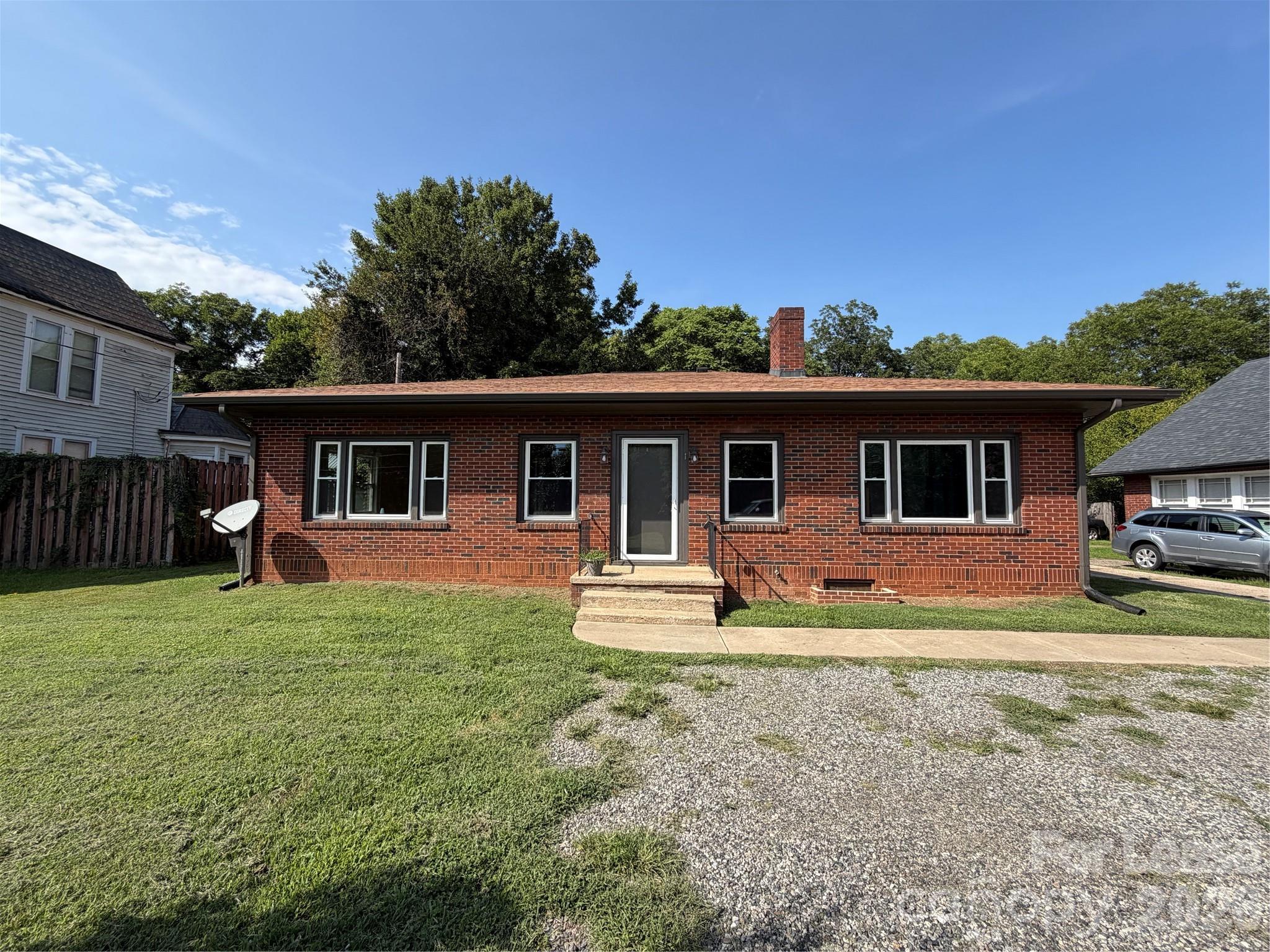 908 W Front Street Property Photo 1