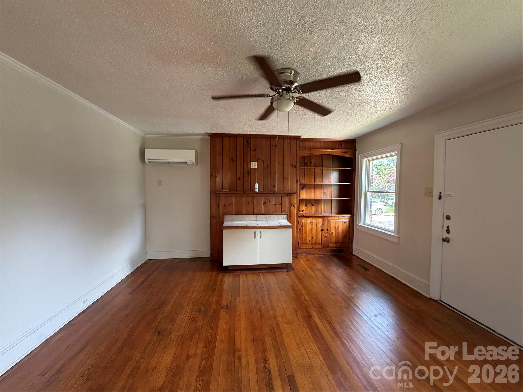 908 W Front Street Property Photo 3