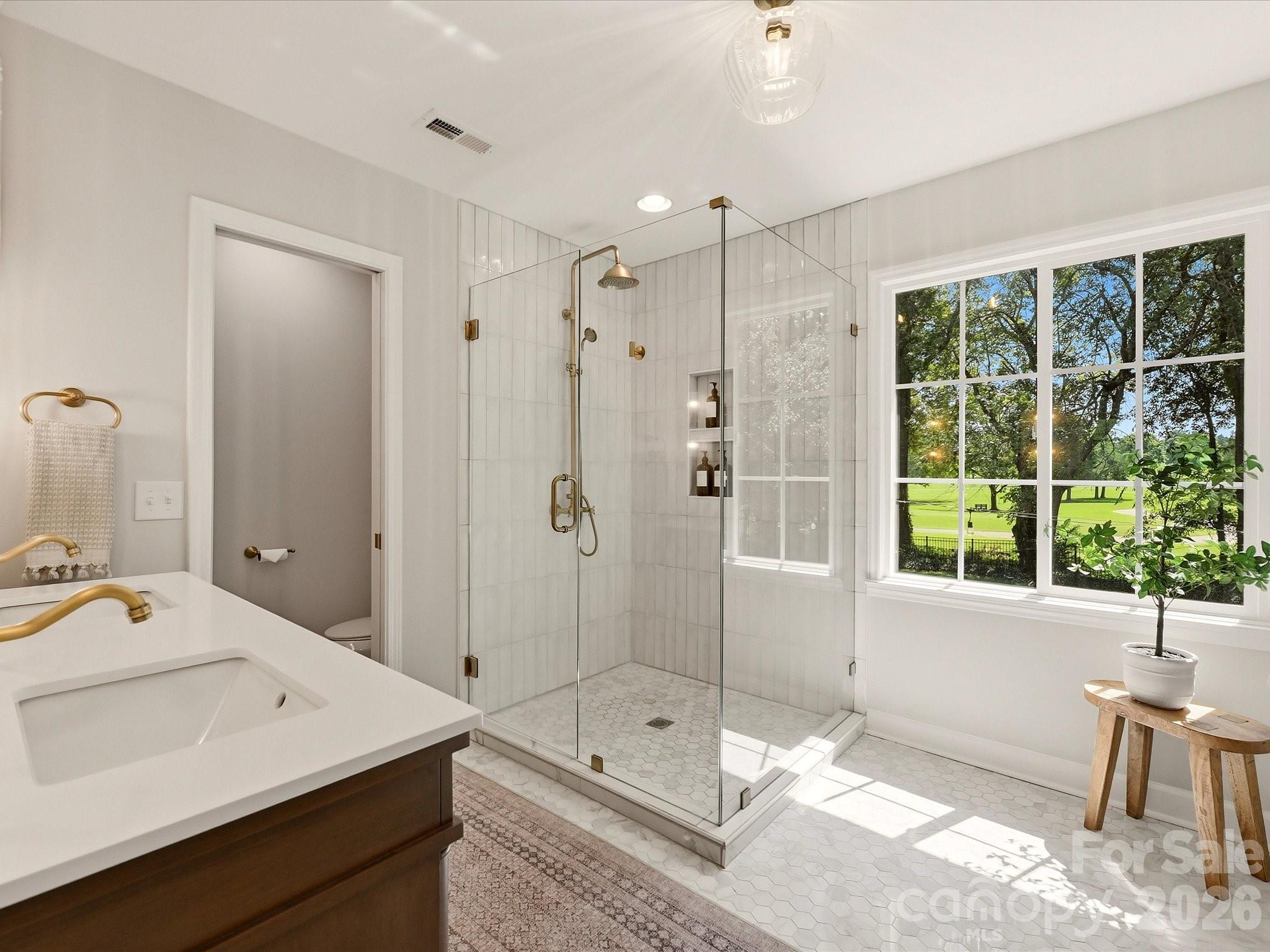 4638 Deanscroft Drive Property Photo 24