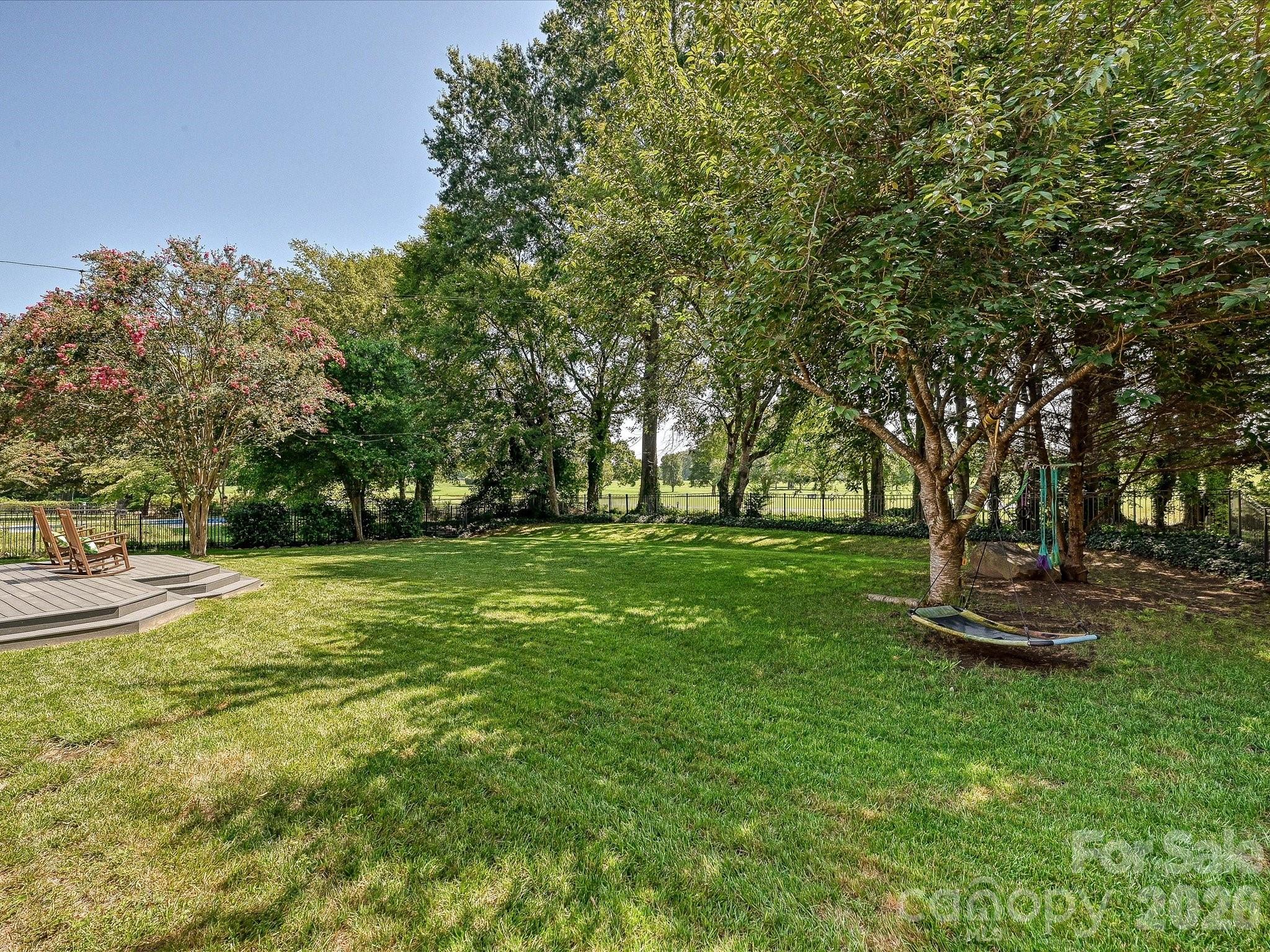 4638 Deanscroft Drive Property Photo 33