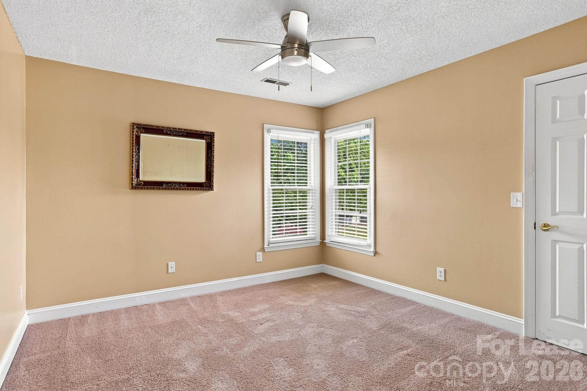 142 Cottontail Lane Property Photo 21