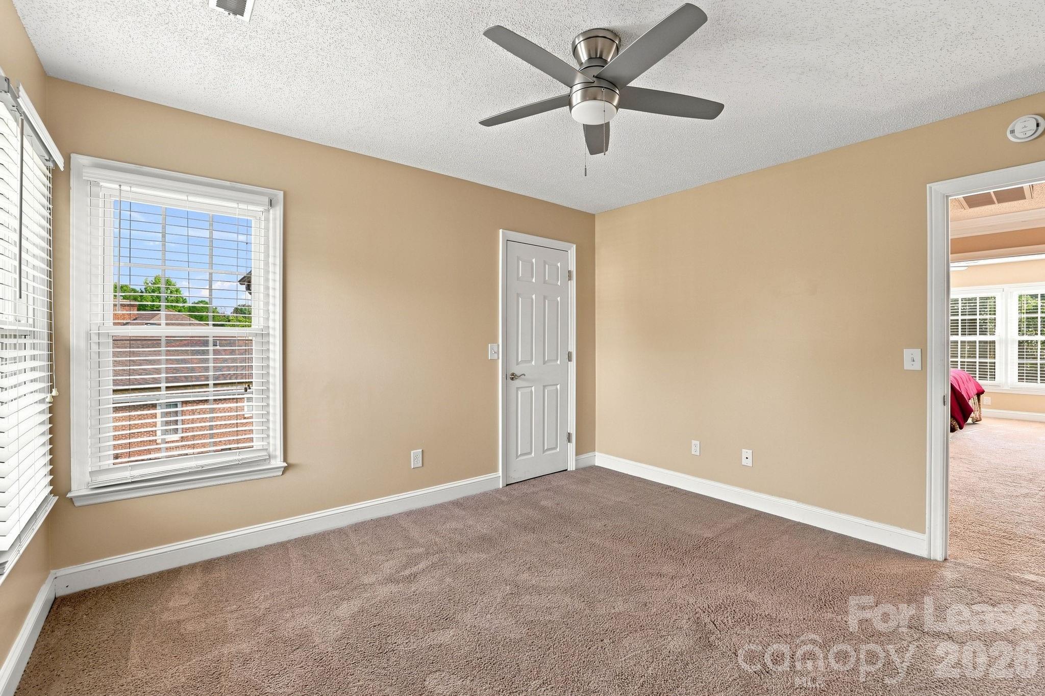 142 Cottontail Lane Property Photo 22