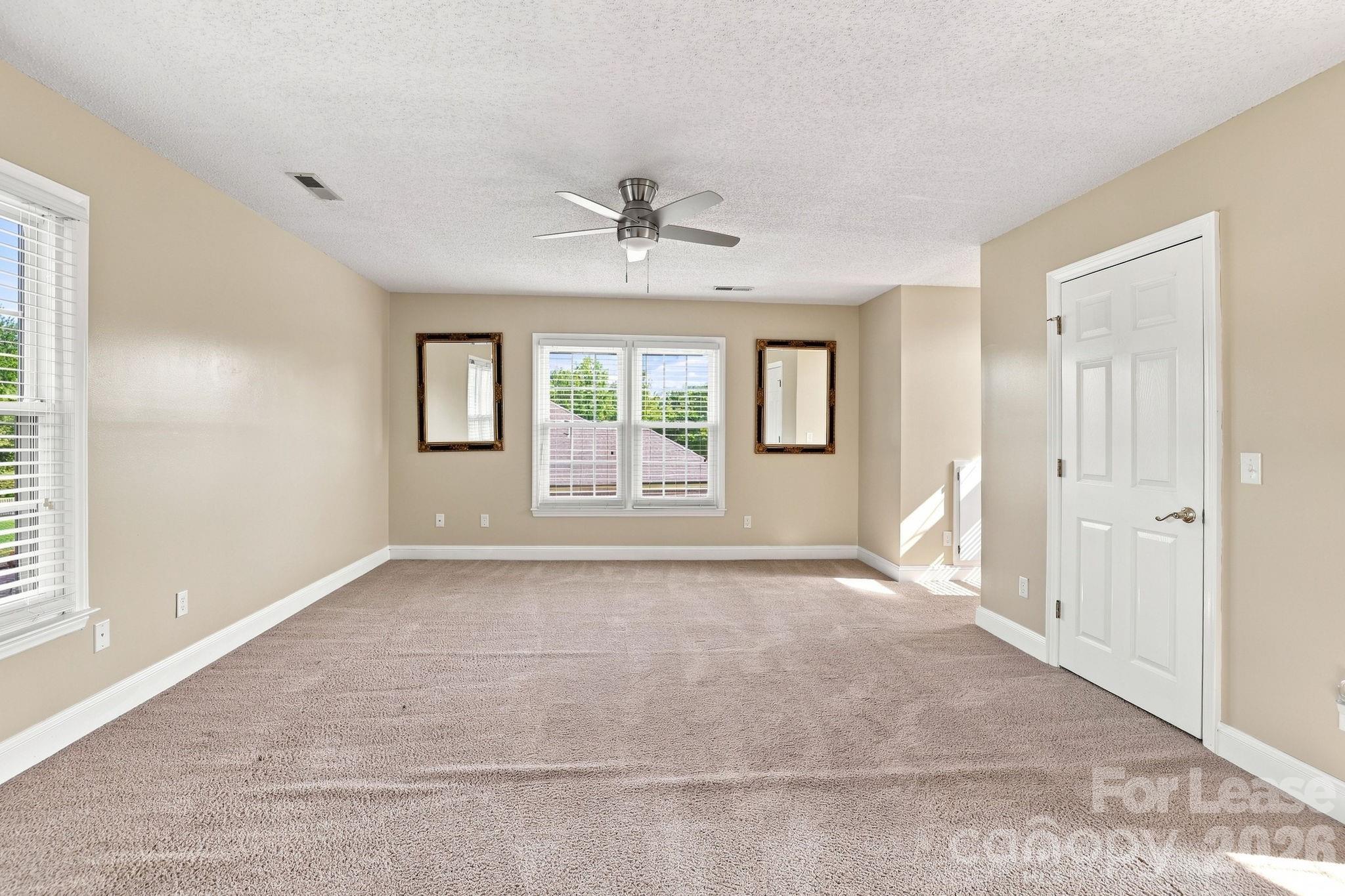 142 Cottontail Lane Property Photo 26