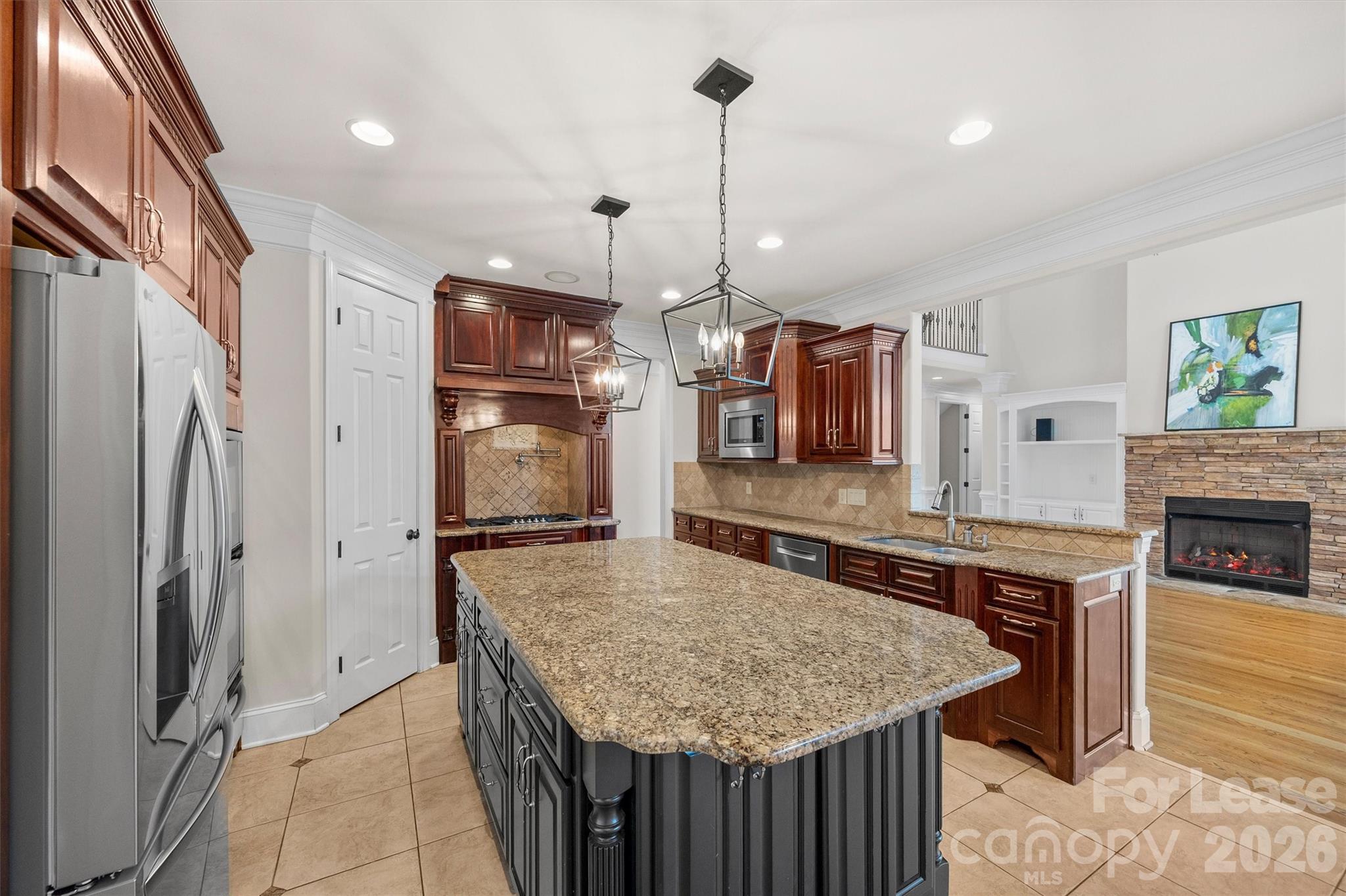 334 Stone Cliff Lane Property Photo 9