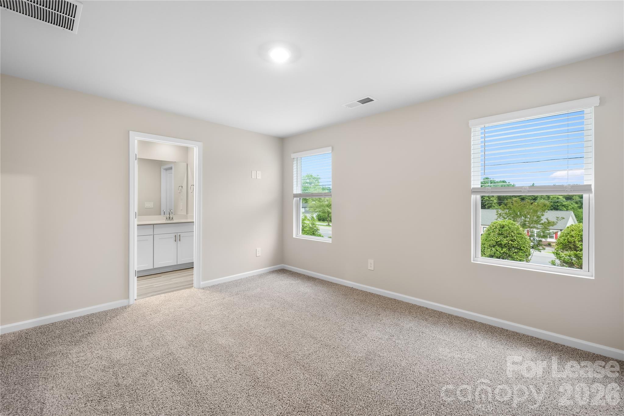 4415578 Property Photo 10