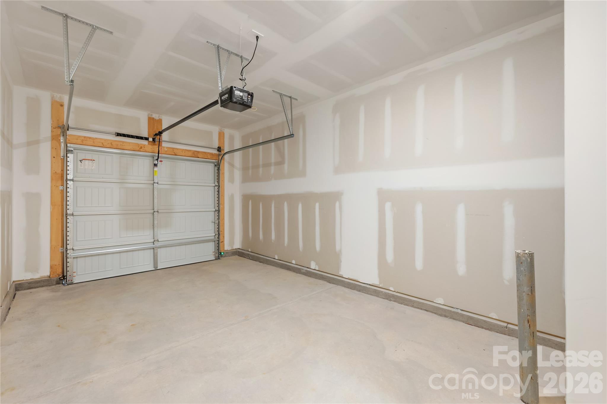 4415578 Property Photo 18