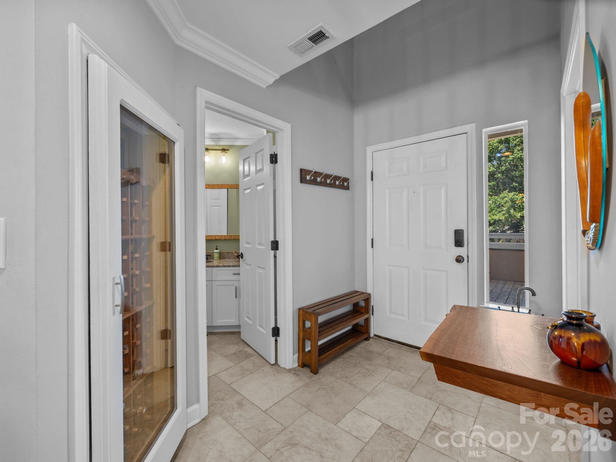 17925 Kings Point Drive F Property Photo 6