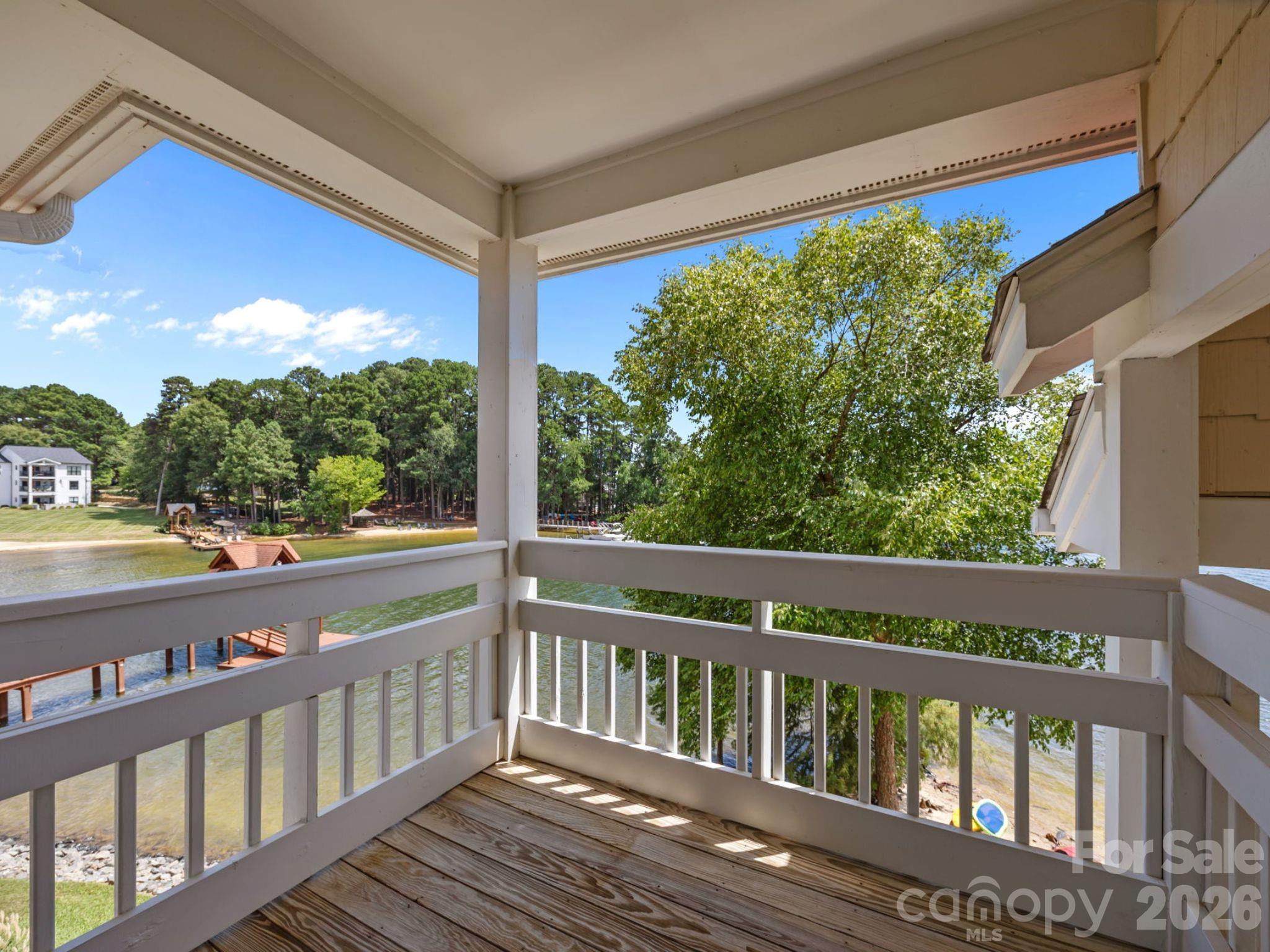 17925 Kings Point Drive F Property Photo 29