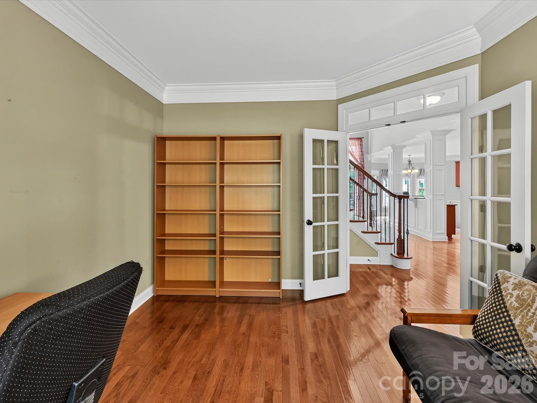 11203 Warfield Avenue Property Photo 6