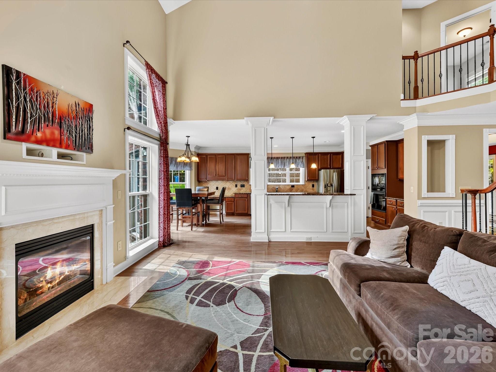 11203 Warfield Avenue Property Photo 10