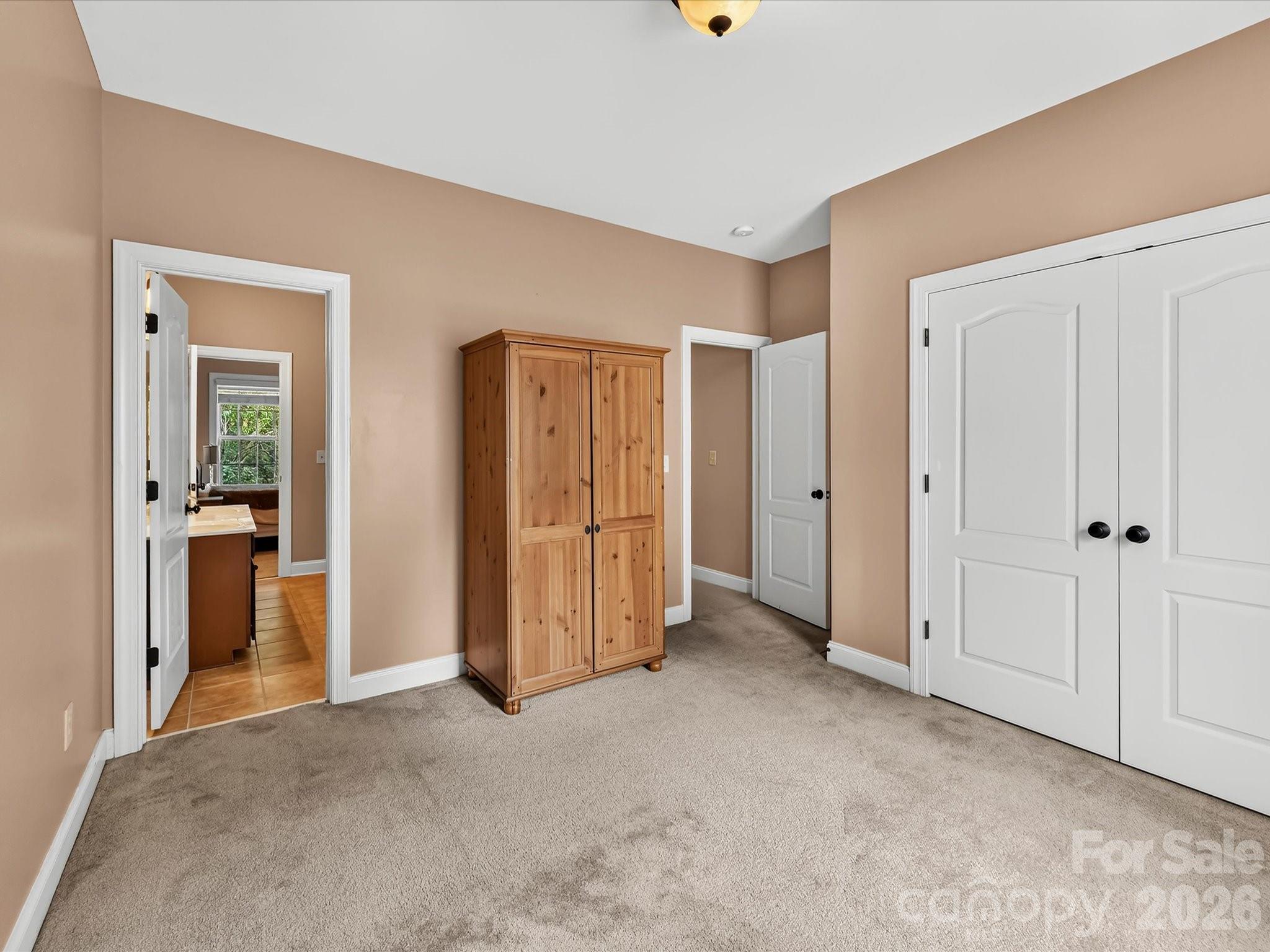 11203 Warfield Avenue Property Photo 27