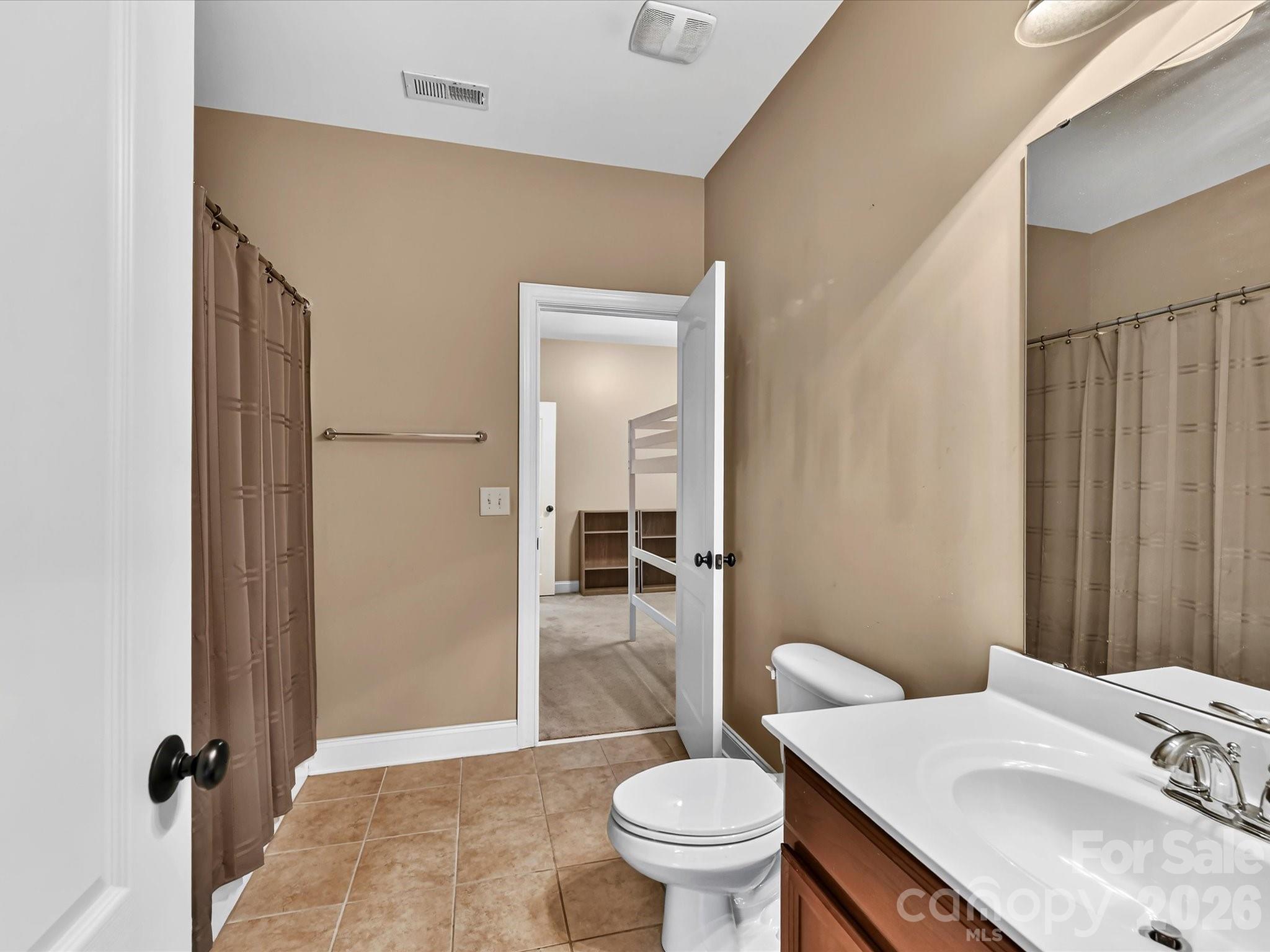 11203 Warfield Avenue Property Photo 30