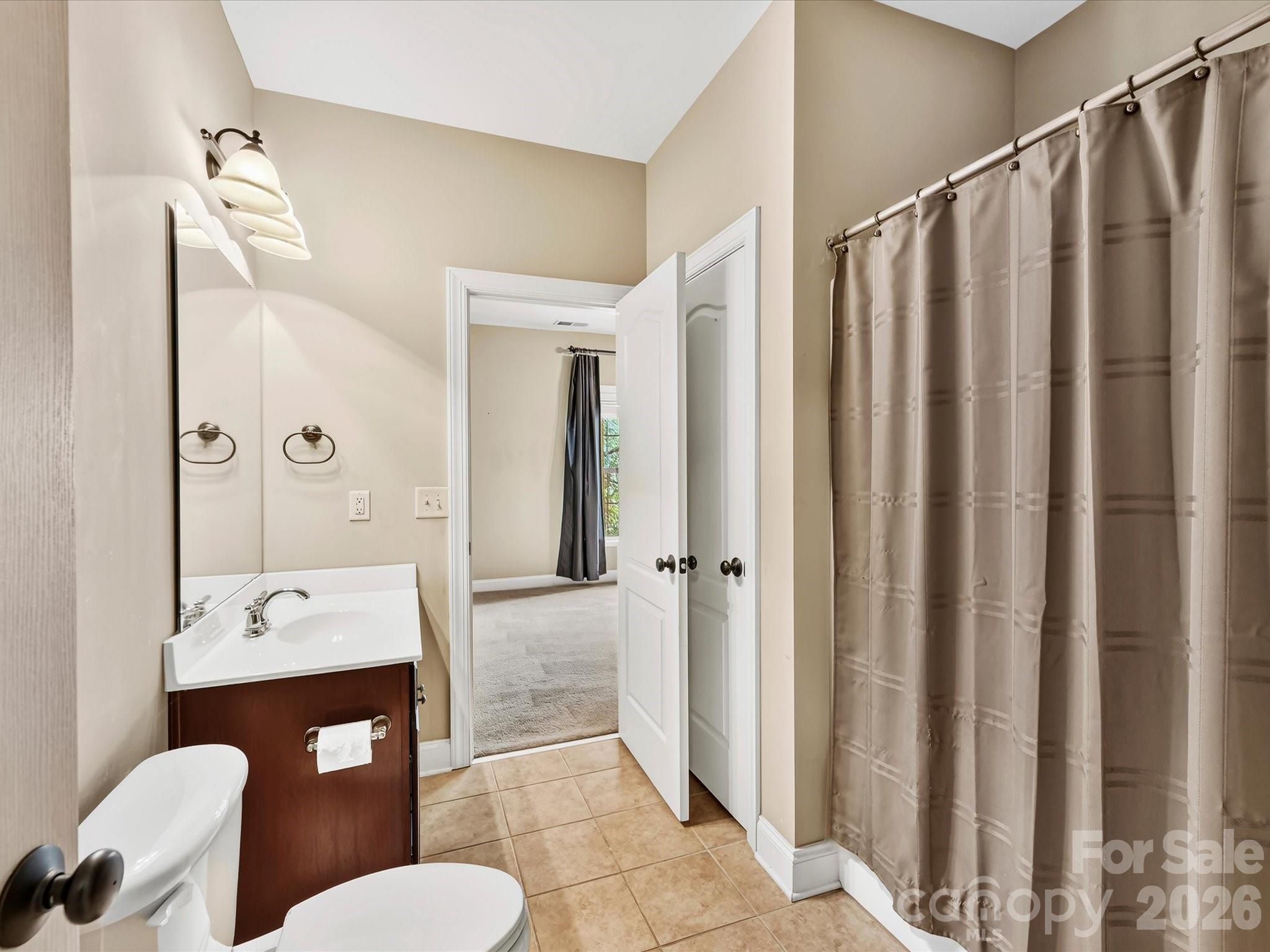 11203 Warfield Avenue Property Photo 31